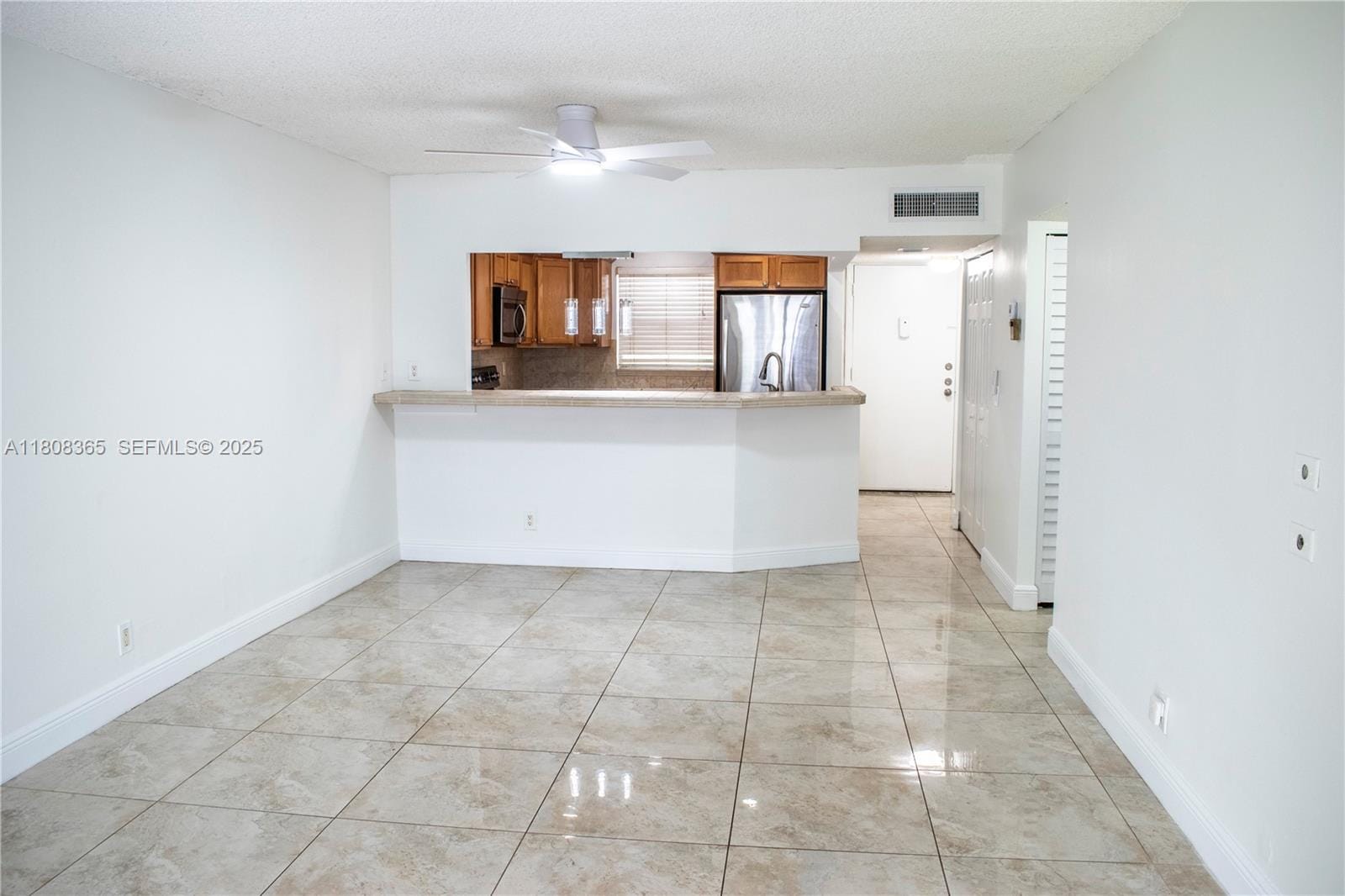 3090 Holiday Springs Boulevard 305 — photo 7