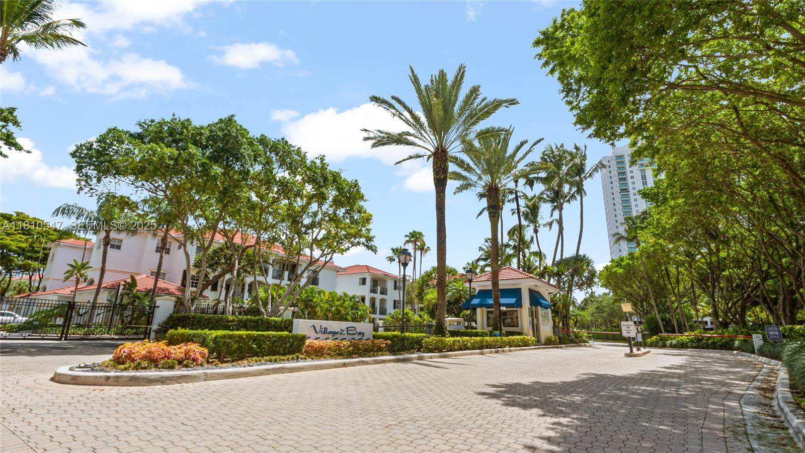3245 NE 184th Street 13213, Aventura, FL 33160, Aventura
