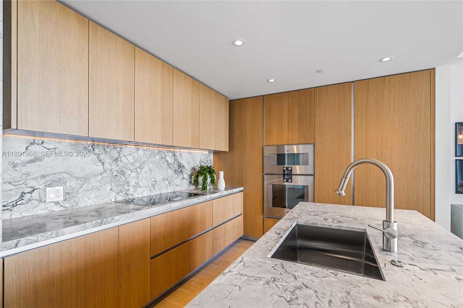 500 Alton Road 1603, Miami Beach, FL 33139 photo 9