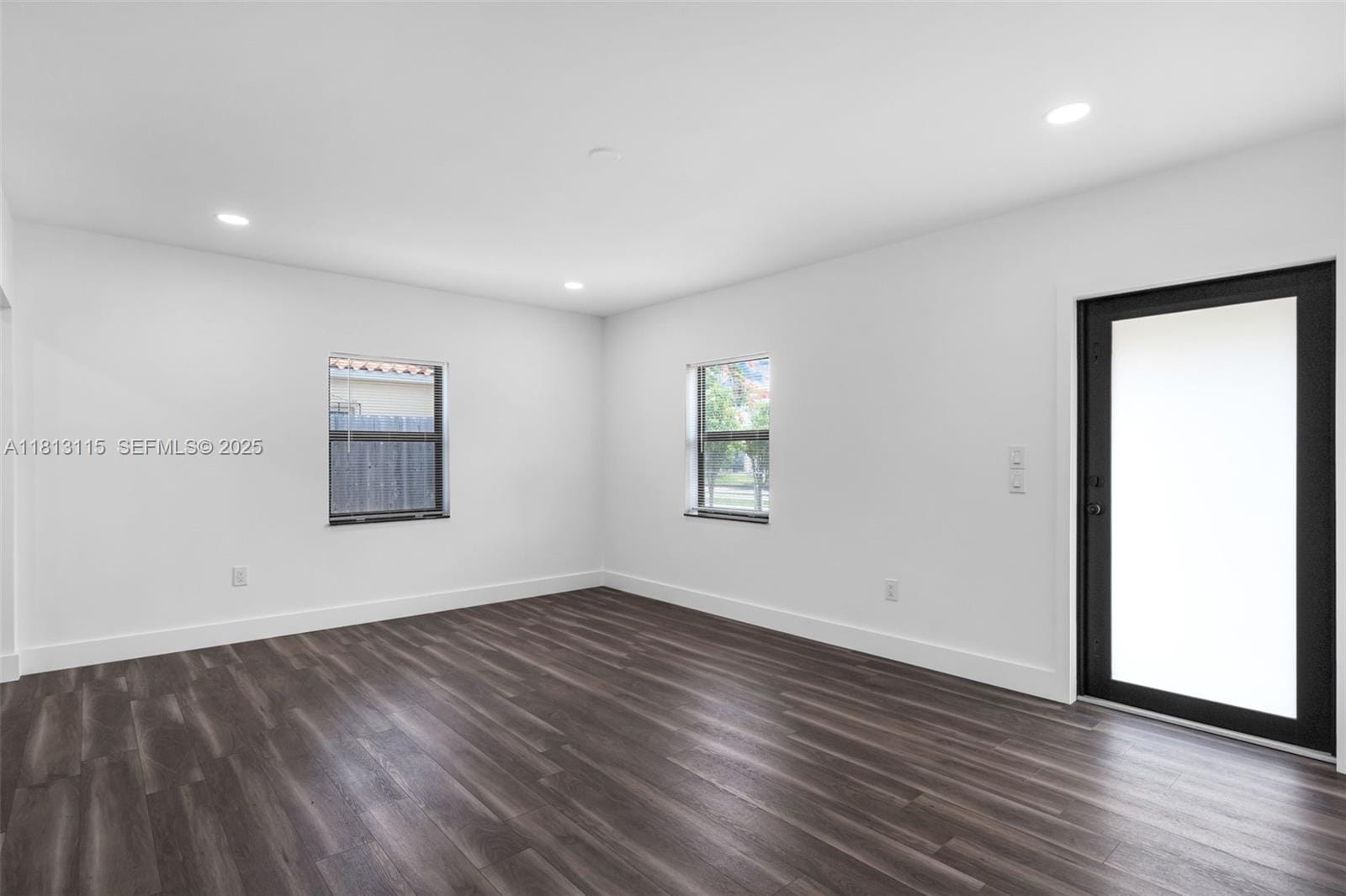 1000 NW 35th Court — photo 5