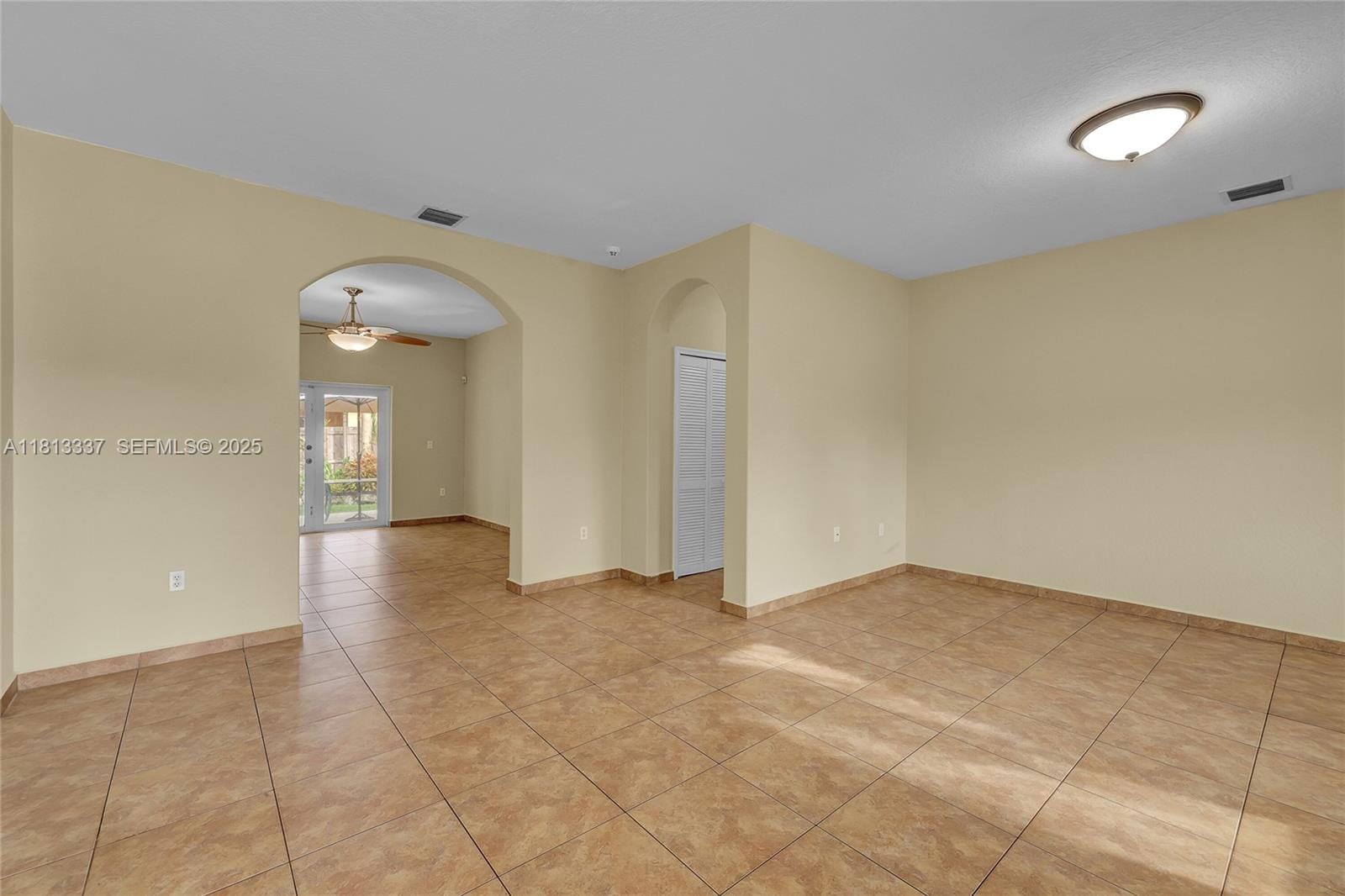 706 SE 13th Terrace, Homestead, FL 33033 photo 2