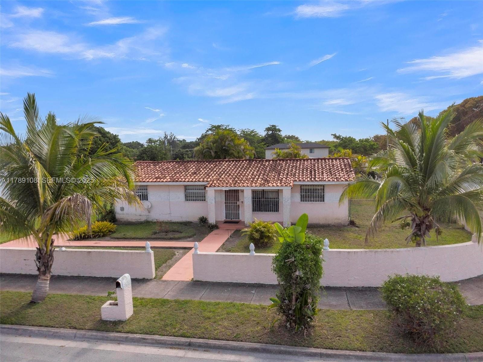 17855 SW 105th Avenue, Miami, FL 33157