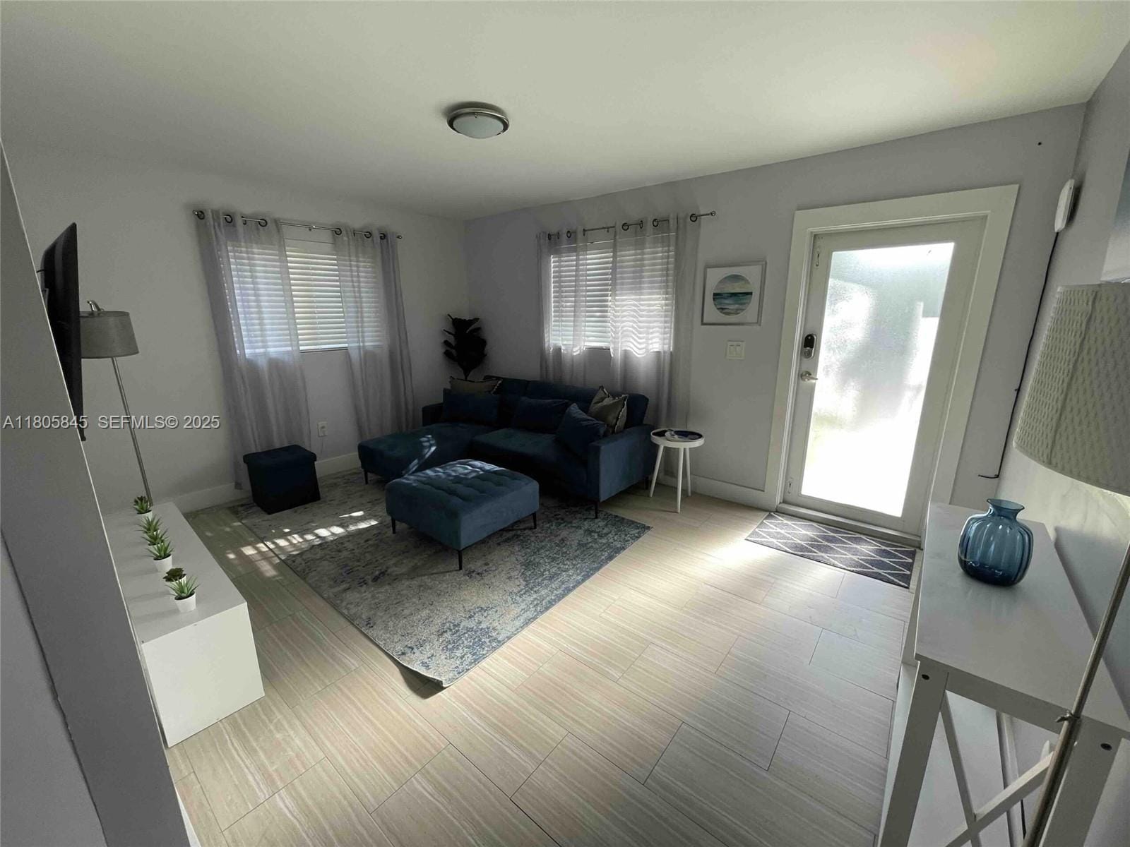4400 NW 1st Avenue — photo 2