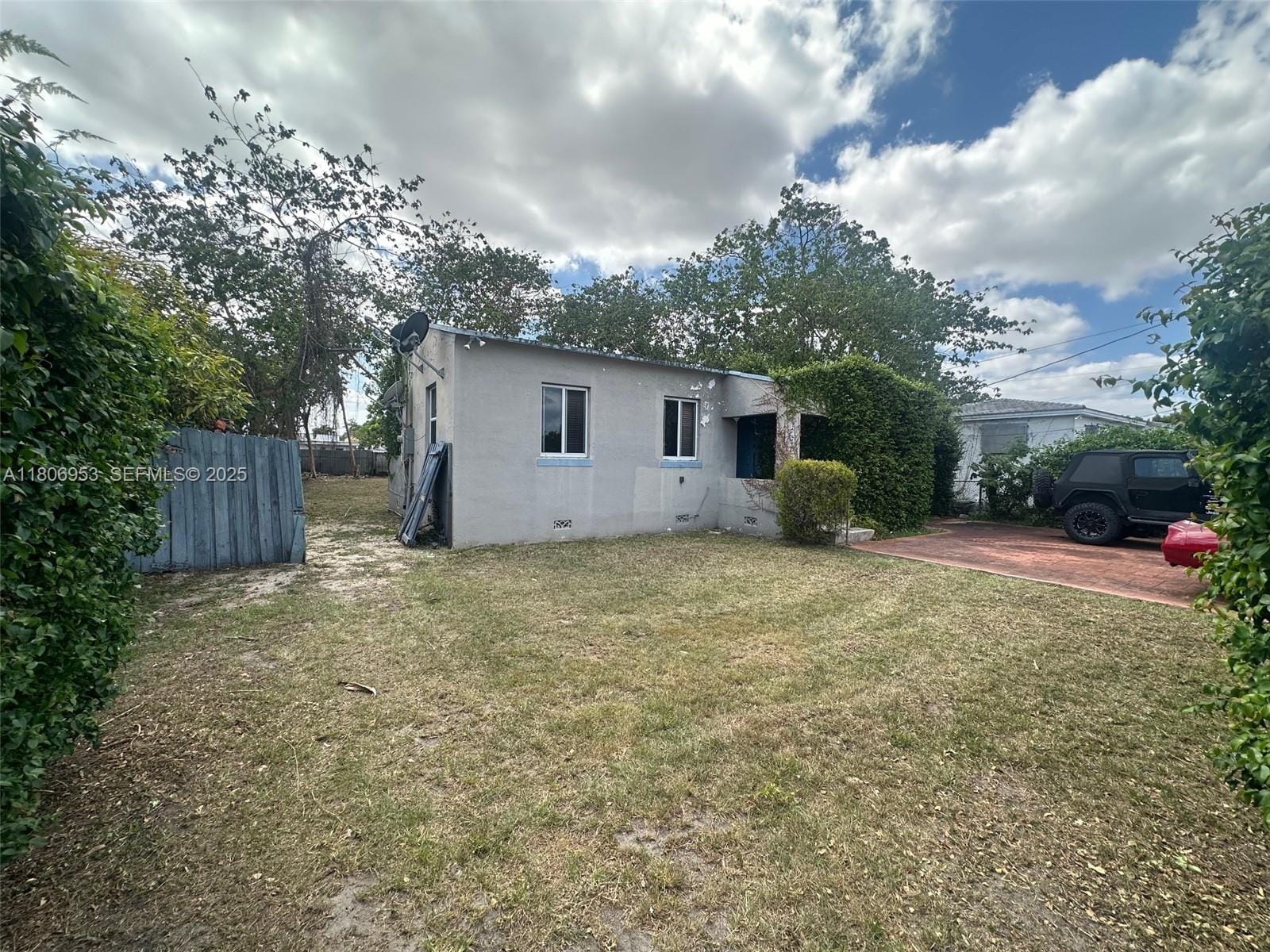 2020 SW 57th Court, Miami, FL 33155 photo 2