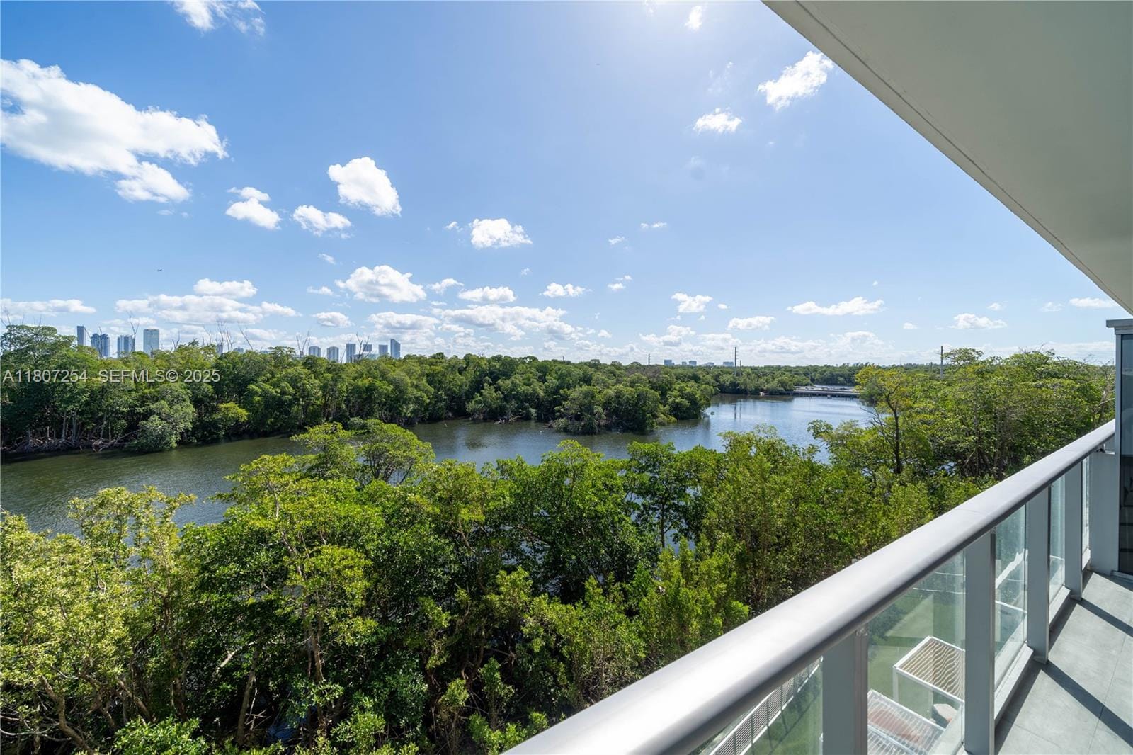 16385 Biscayne Boulevard 417, North Miami Beach, FL 33160 photo 30