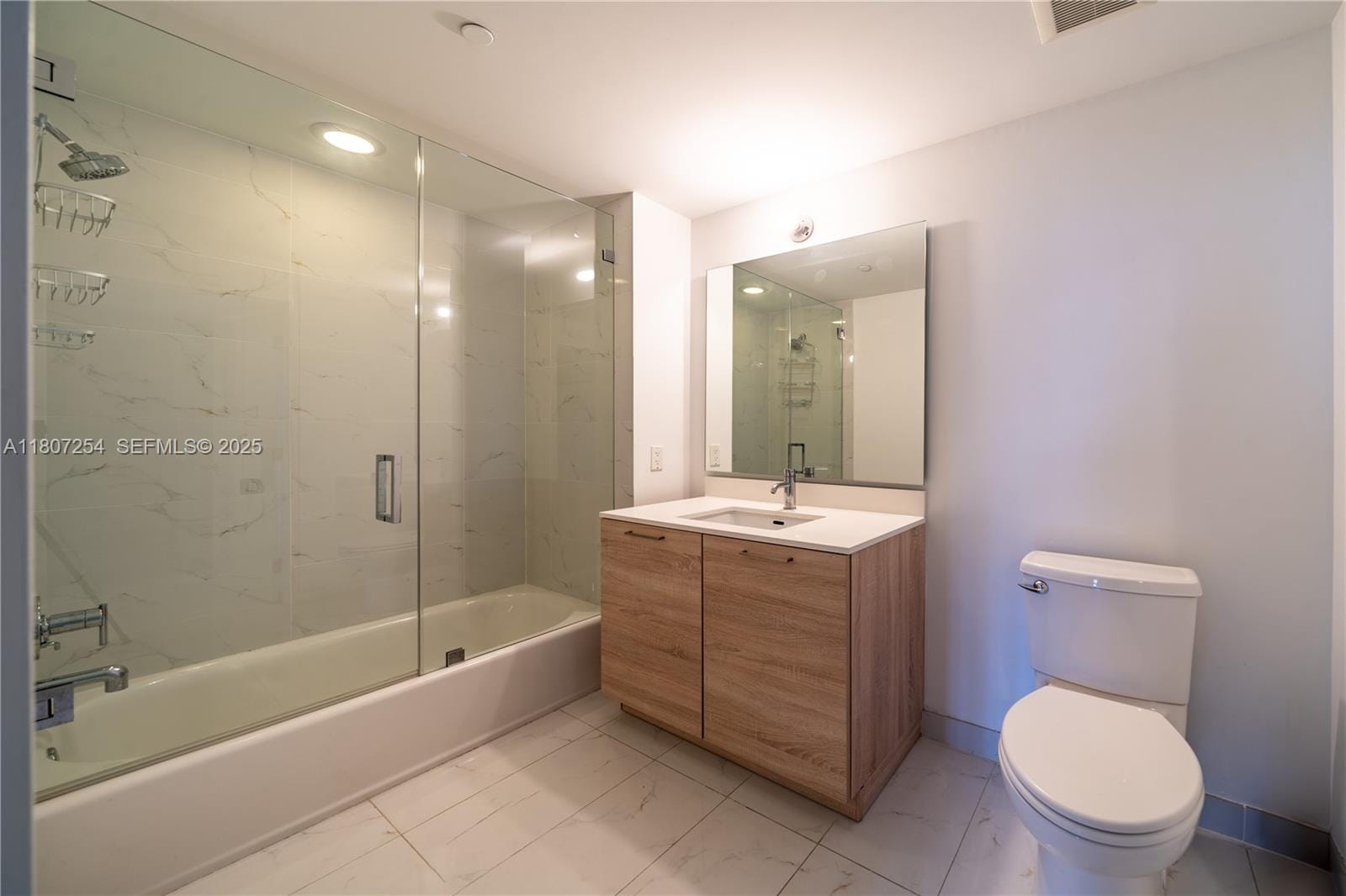 16385 Biscayne Boulevard 417 — photo 9