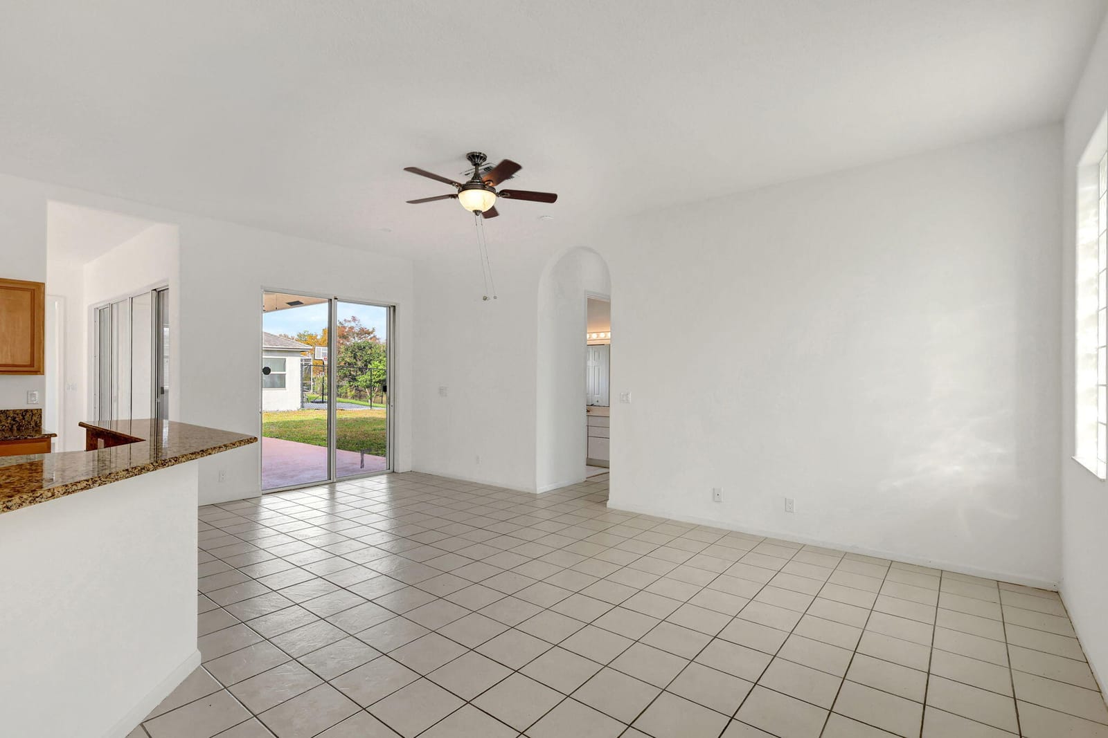 1202 Hatteras Circle, Greenacres, FL 33413 photo 14