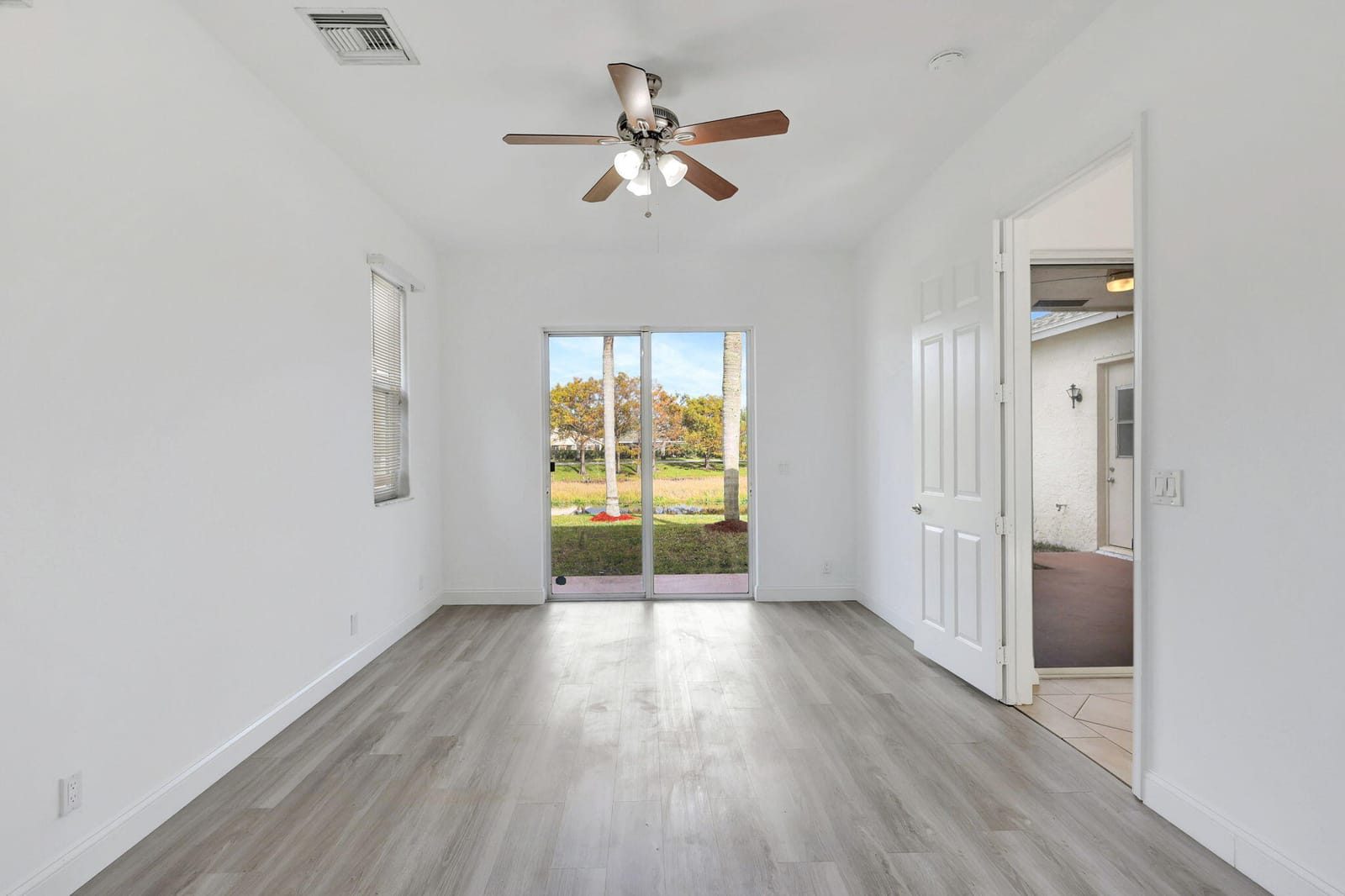 1202 Hatteras Circle, Greenacres, FL 33413 photo 27