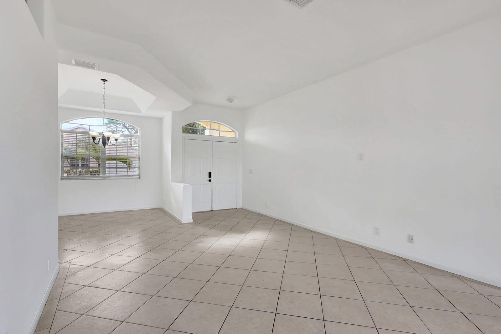 1202 Hatteras Circle, Greenacres, FL 33413 photo 10