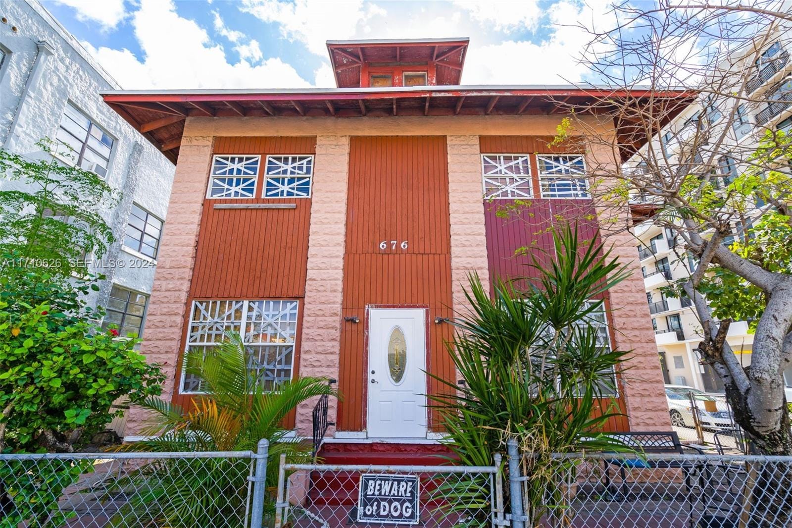 676 SW 1st Street, Miami, FL 33130 photo 11
