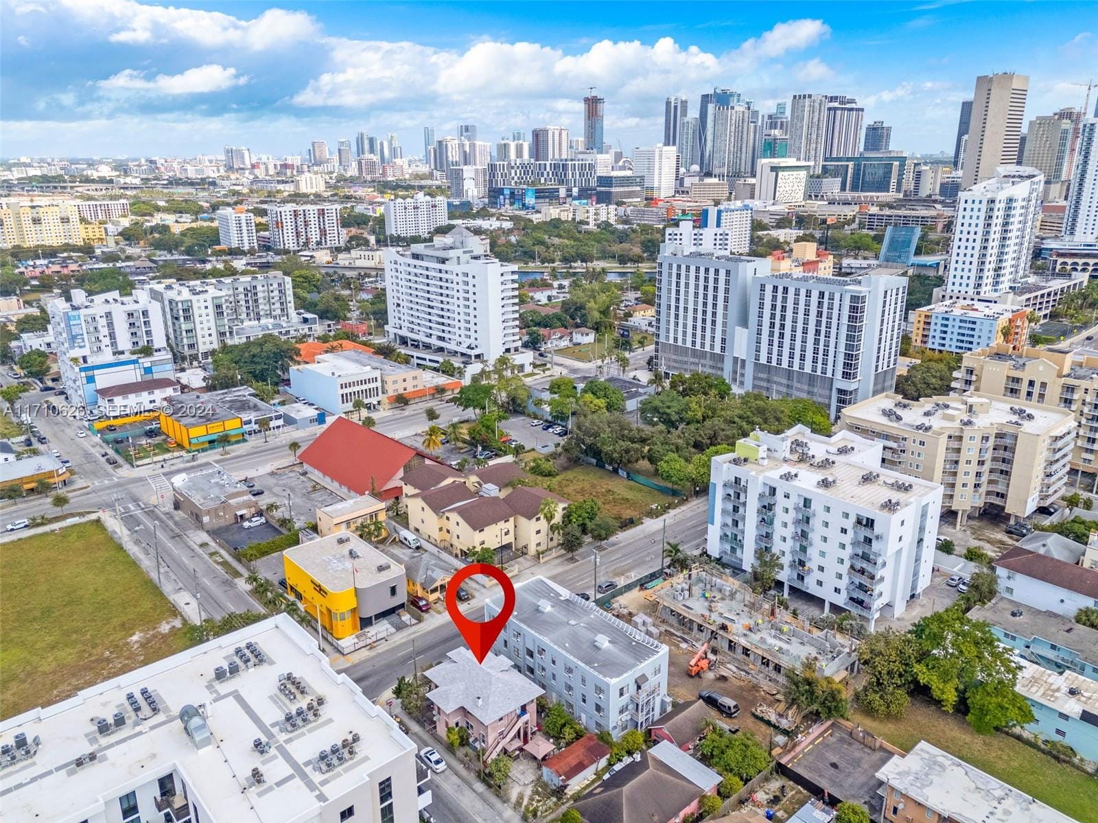 676 SW 1st Street, Miami, FL 33130 photo 3