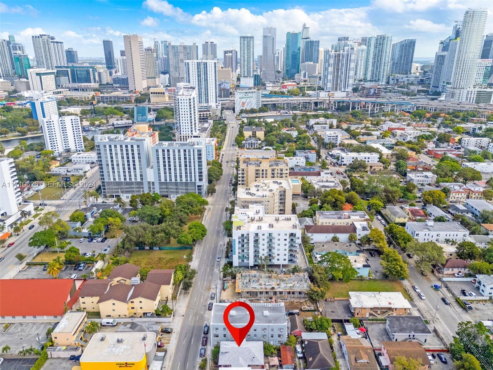 676 SW 1st Street, Miami, FL 33130 photo 4