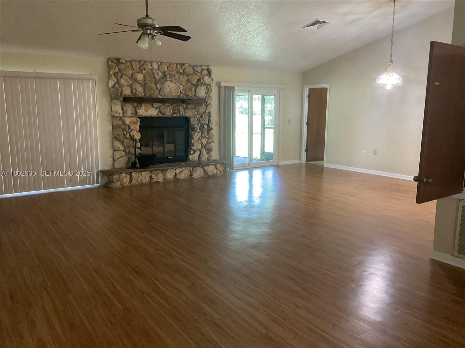 1725 Tanglewood Drive — photo 7