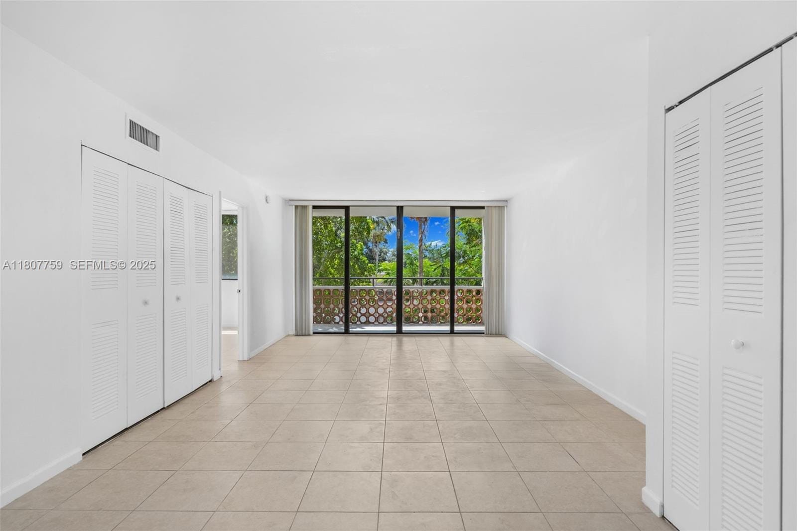 4222 Inverrary Boulevard 4211 — photo 3