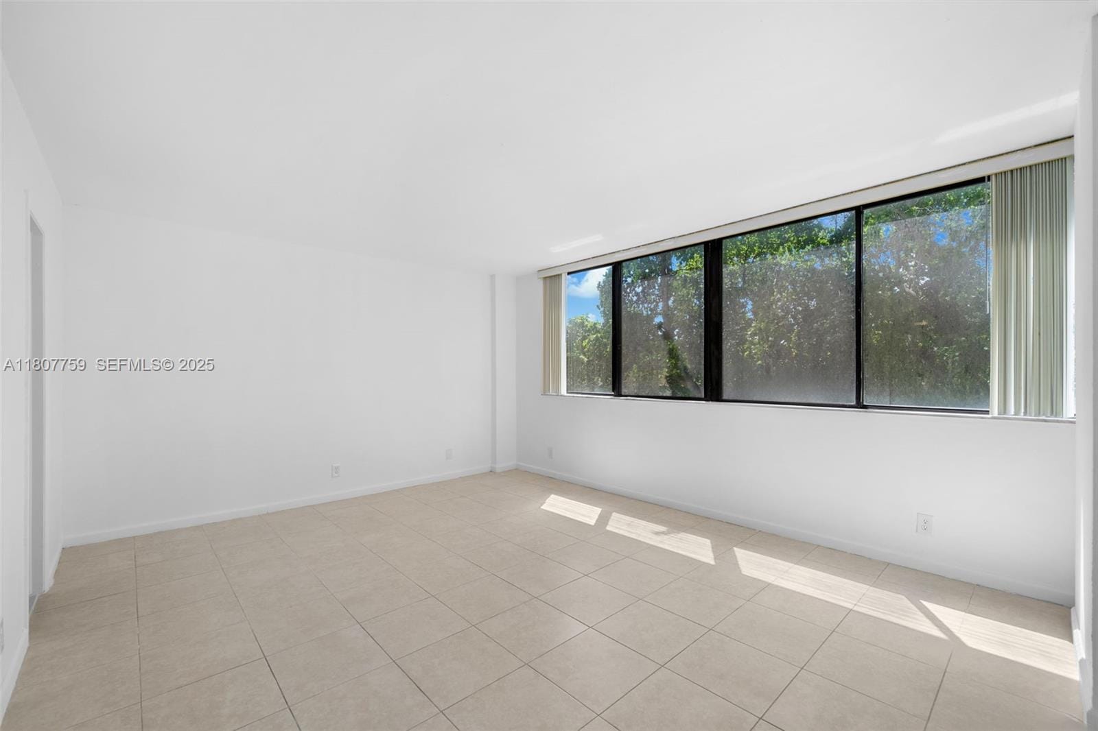 4222 Inverrary Boulevard 4211 — photo 6