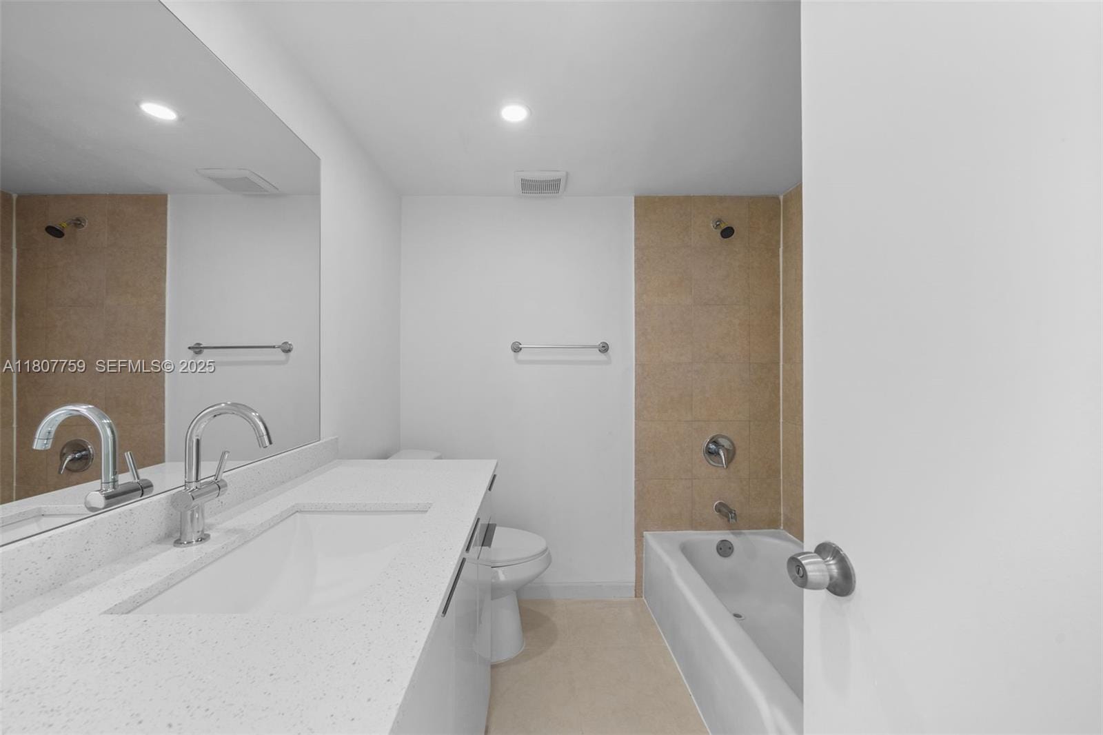 4222 Inverrary Boulevard 4211 — photo 10