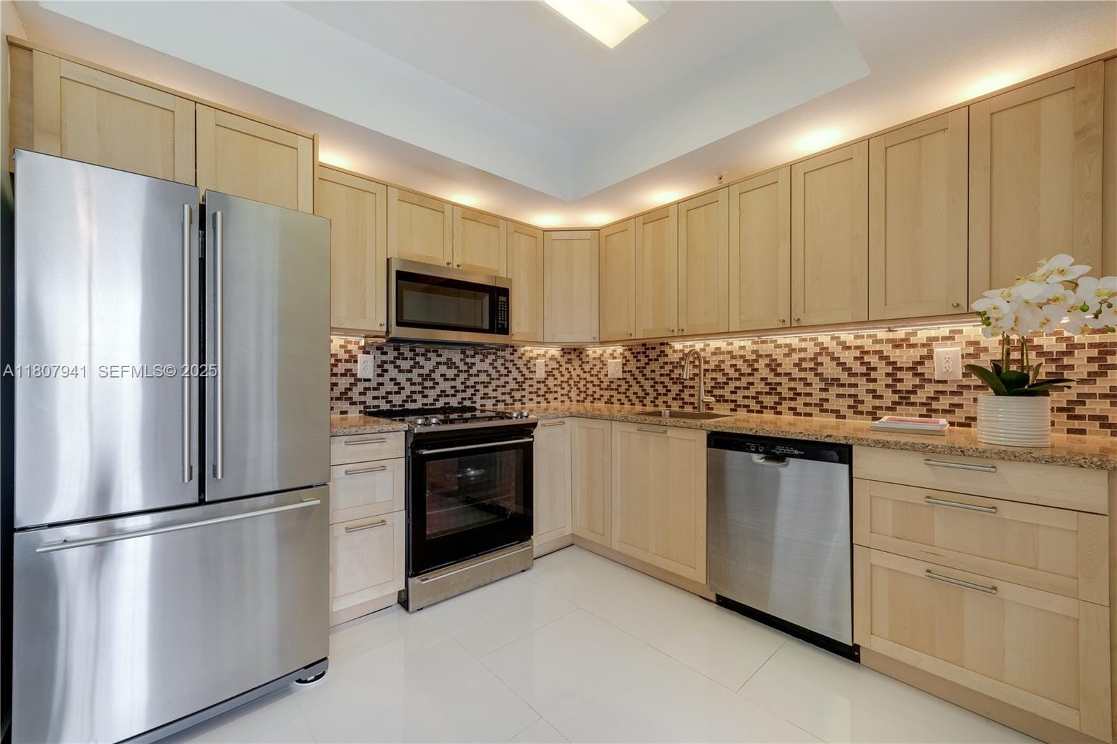 3500 Coral Way 604, Miami, FL 33145 photo 6