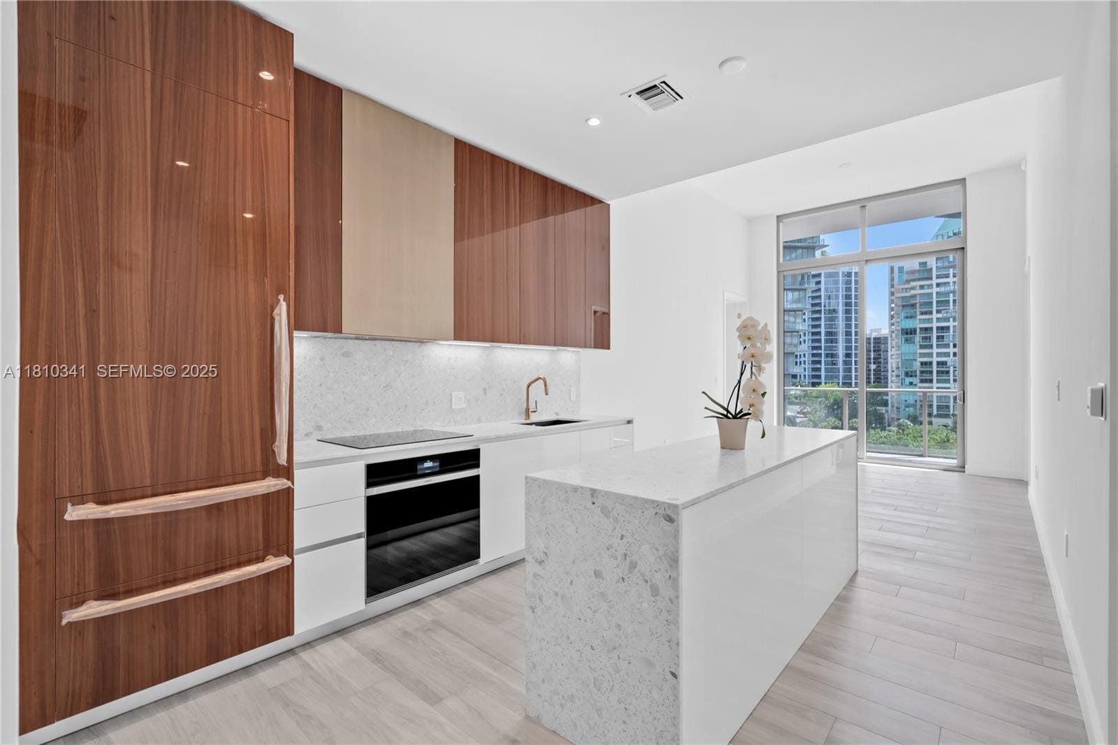 2655 S Bayshore Drive 705, Miami, FL 33133 photo 4