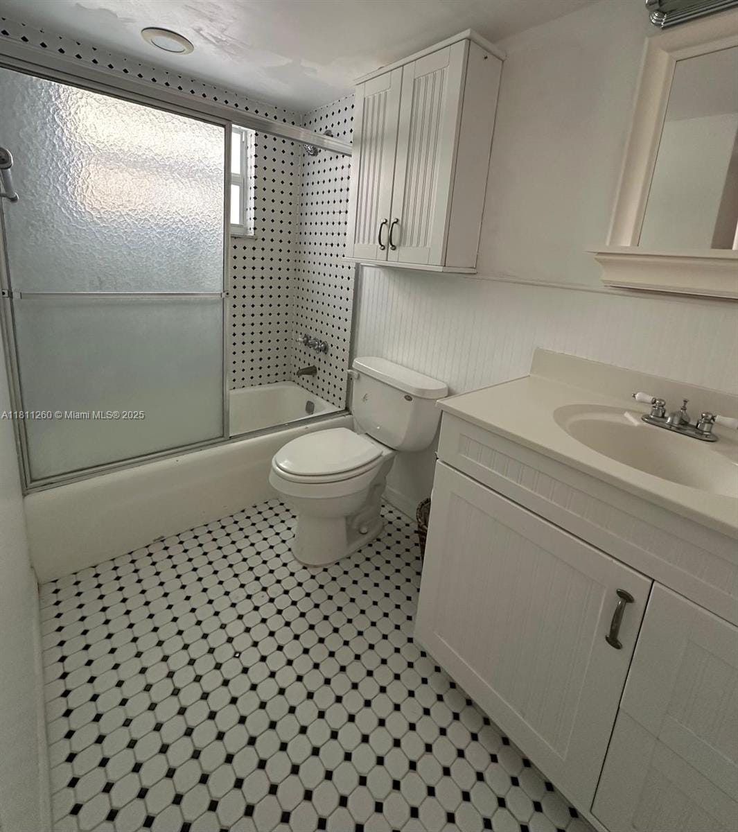 4000 NE 169th Street 405 — photo 12
