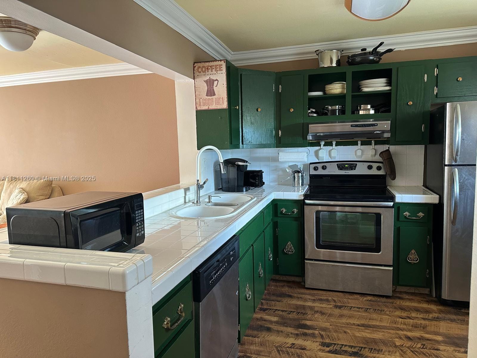 4000 NE 169th Street 405 — photo 10