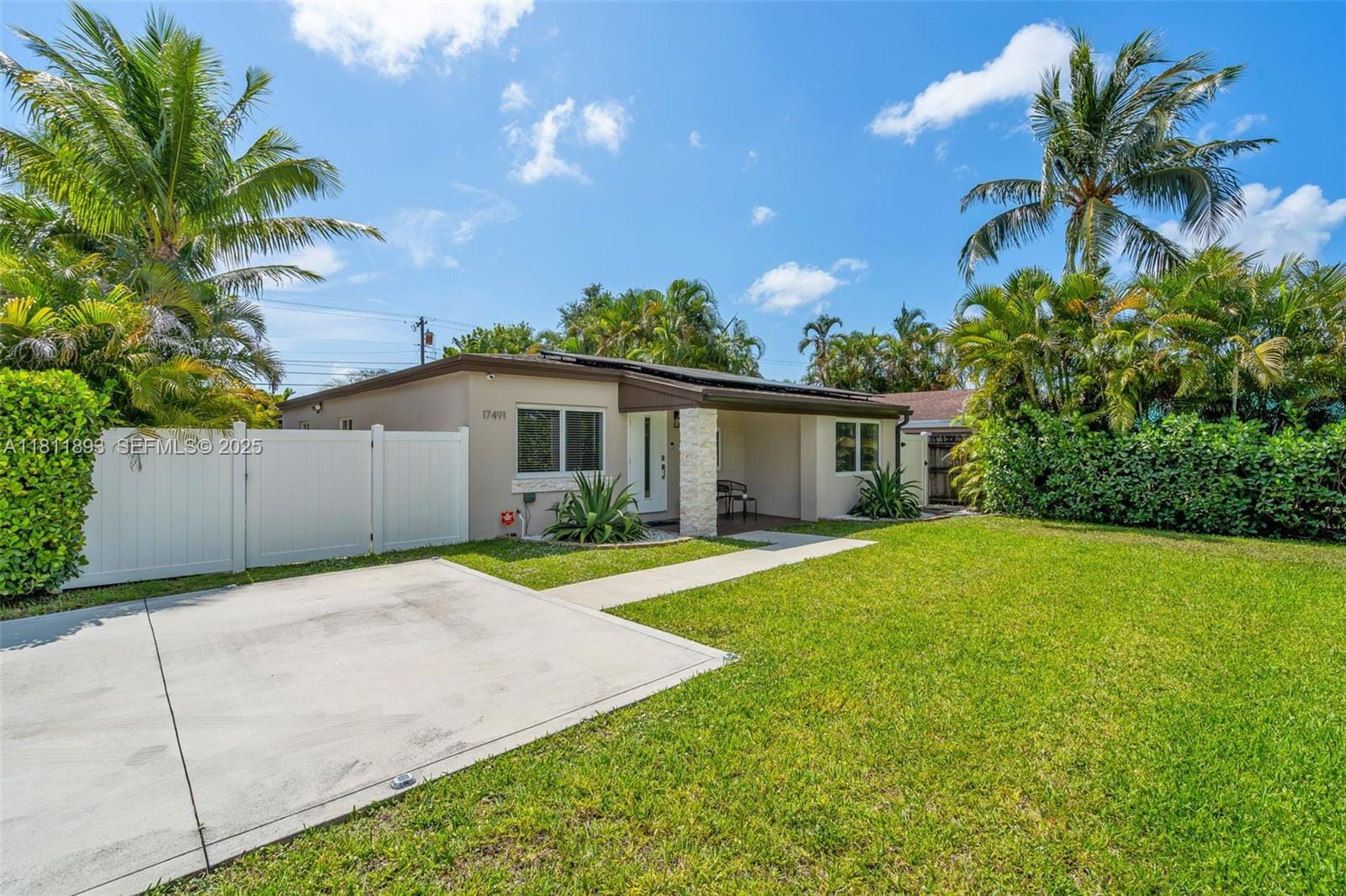 17491 NE 19th Avenue, North Miami Beach, FL 33162 photo 2