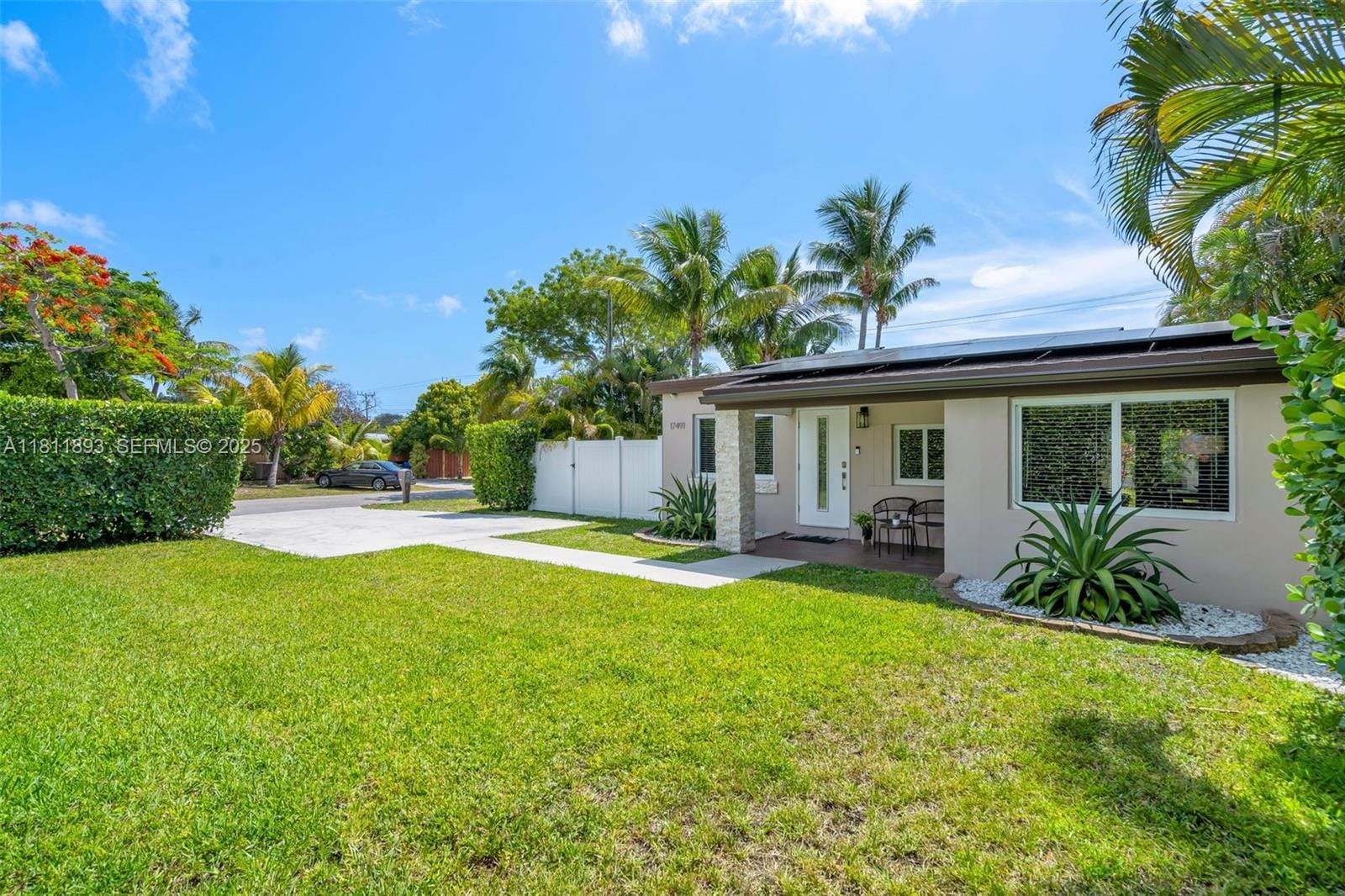 17491 NE 19th Avenue, North Miami Beach, FL 33162 photo 4