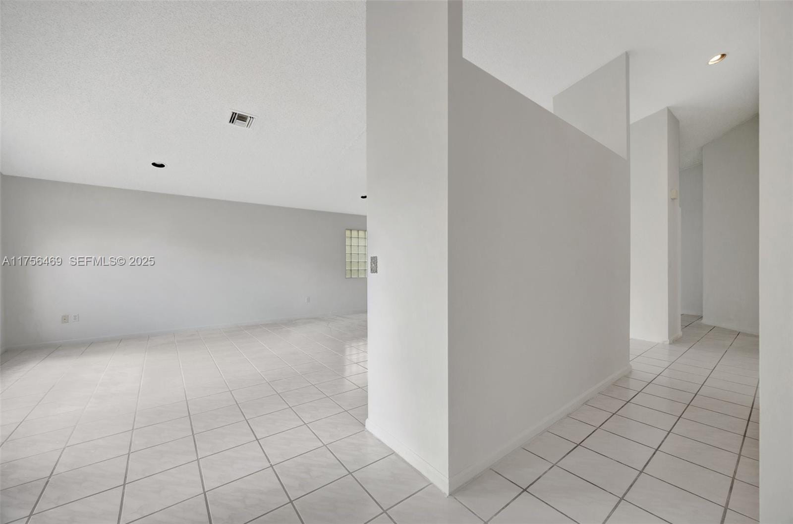 9820 SW 154th Place, Miami, FL 33196 photo 9
