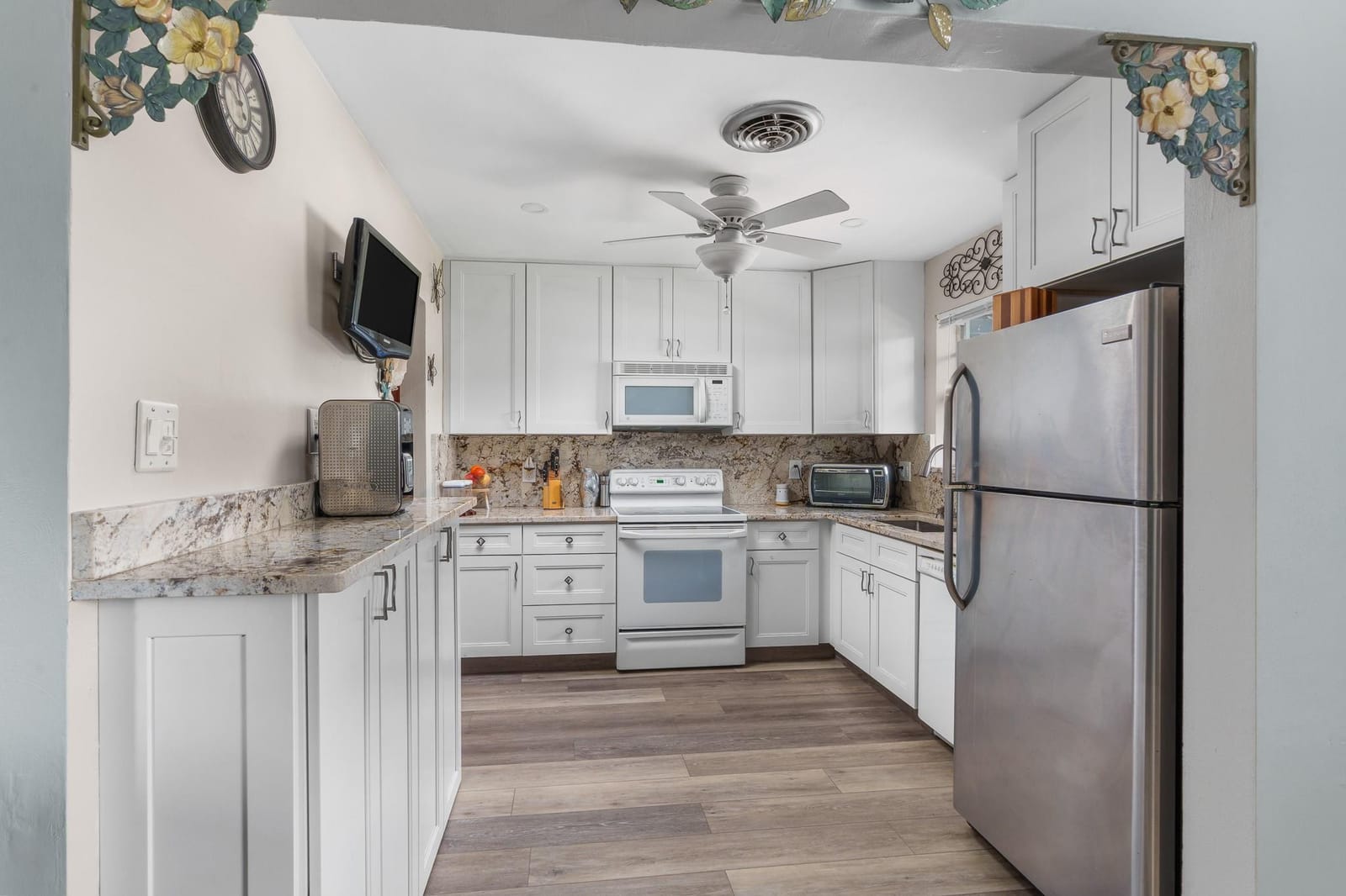 4784 NW 3rd Court, Plantation, FL 33317 photo 12