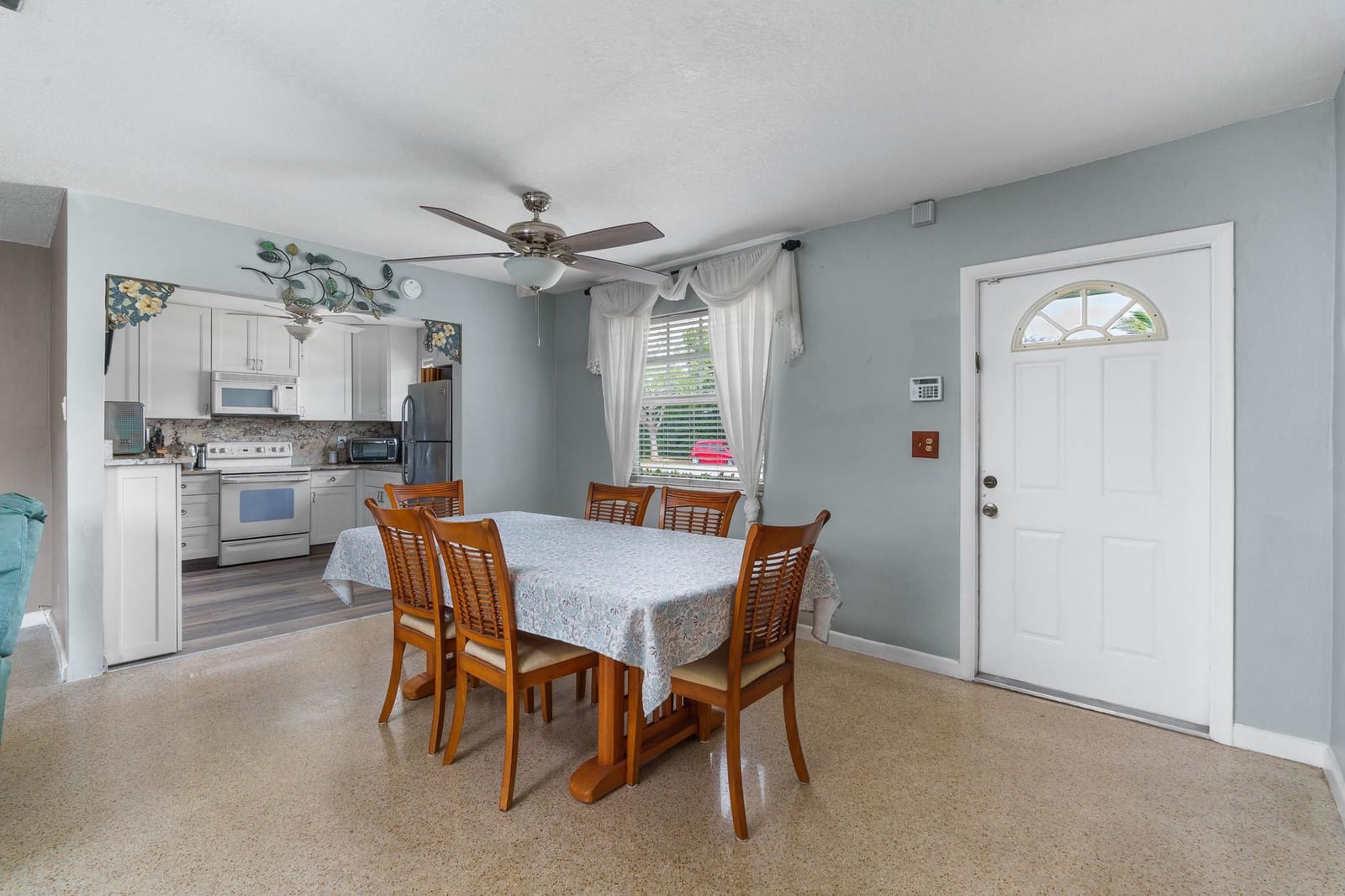 4784 NW 3rd Court, Plantation, FL 33317 photo 9