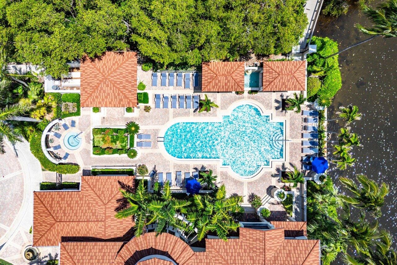 2407 Tuscany Way, Boynton Beach, FL 33435