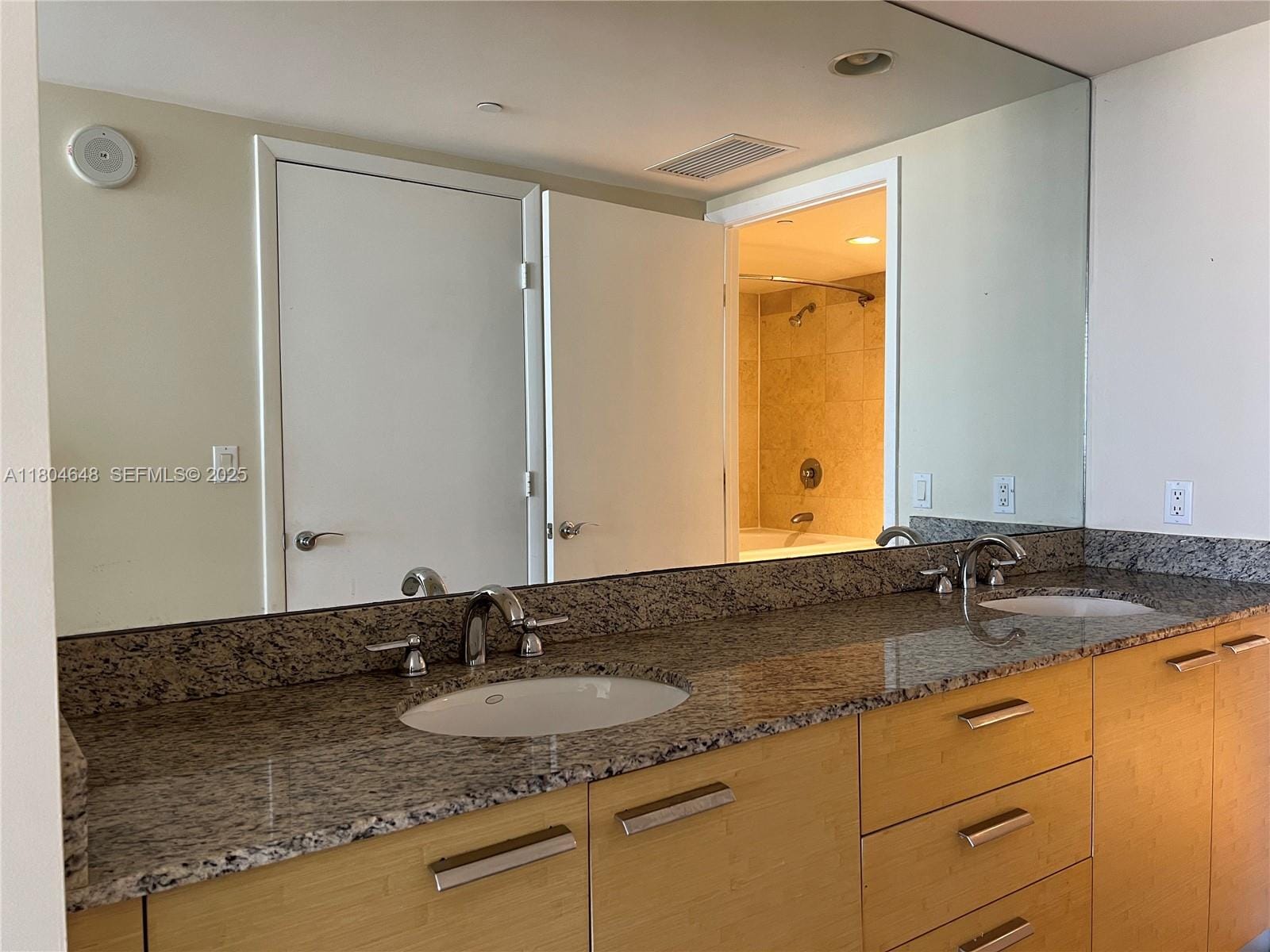 1800 S Ocean Drive 2006, Hallandale Beach, FL 33009 photo 16
