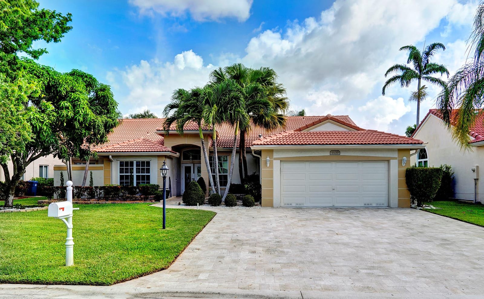 9139 NW 41st Manor, Coral Springs, FL 33065