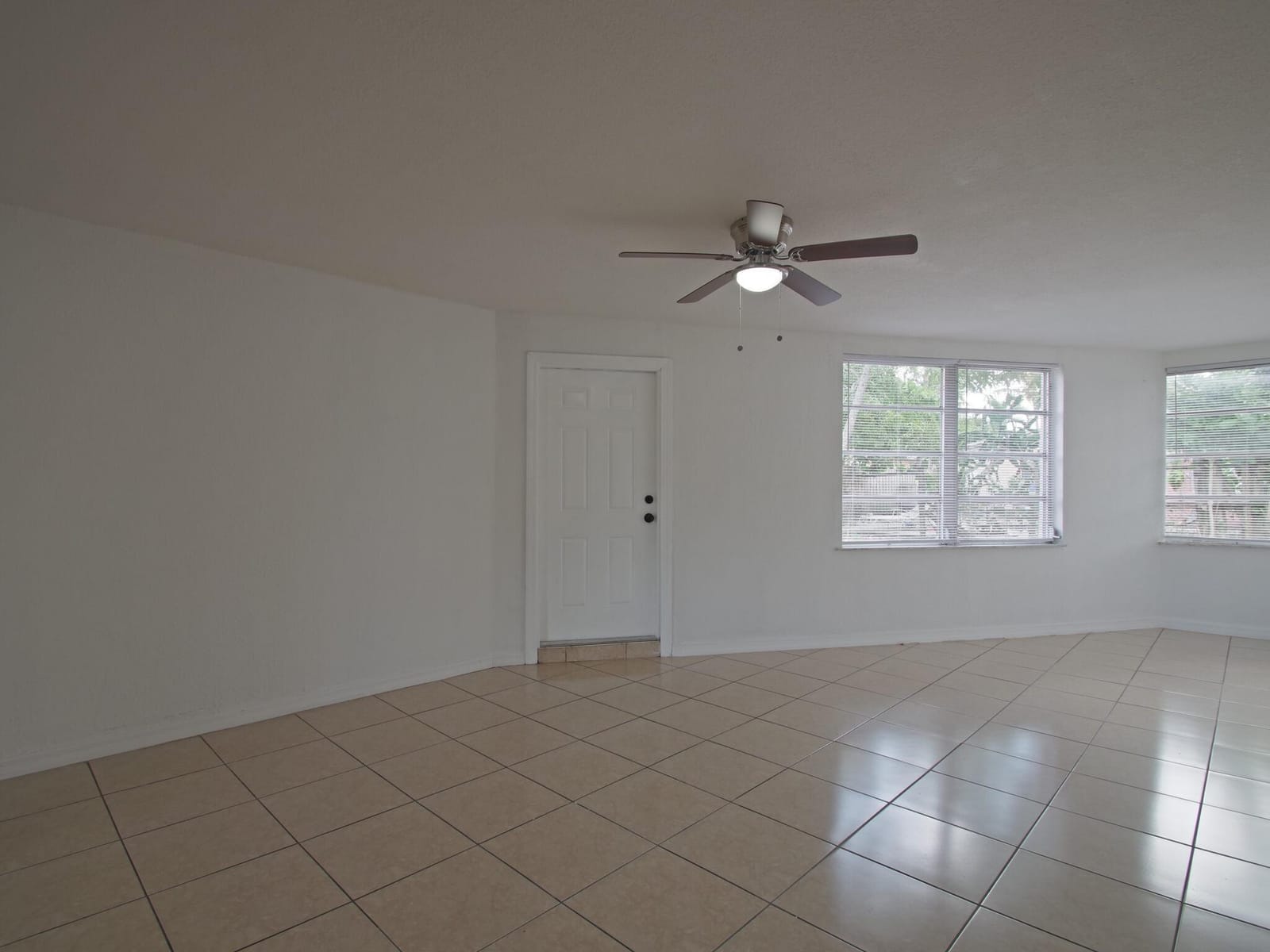3611 NW 35th Avenue, Lauderdale Lakes, FL 33309 photo 15