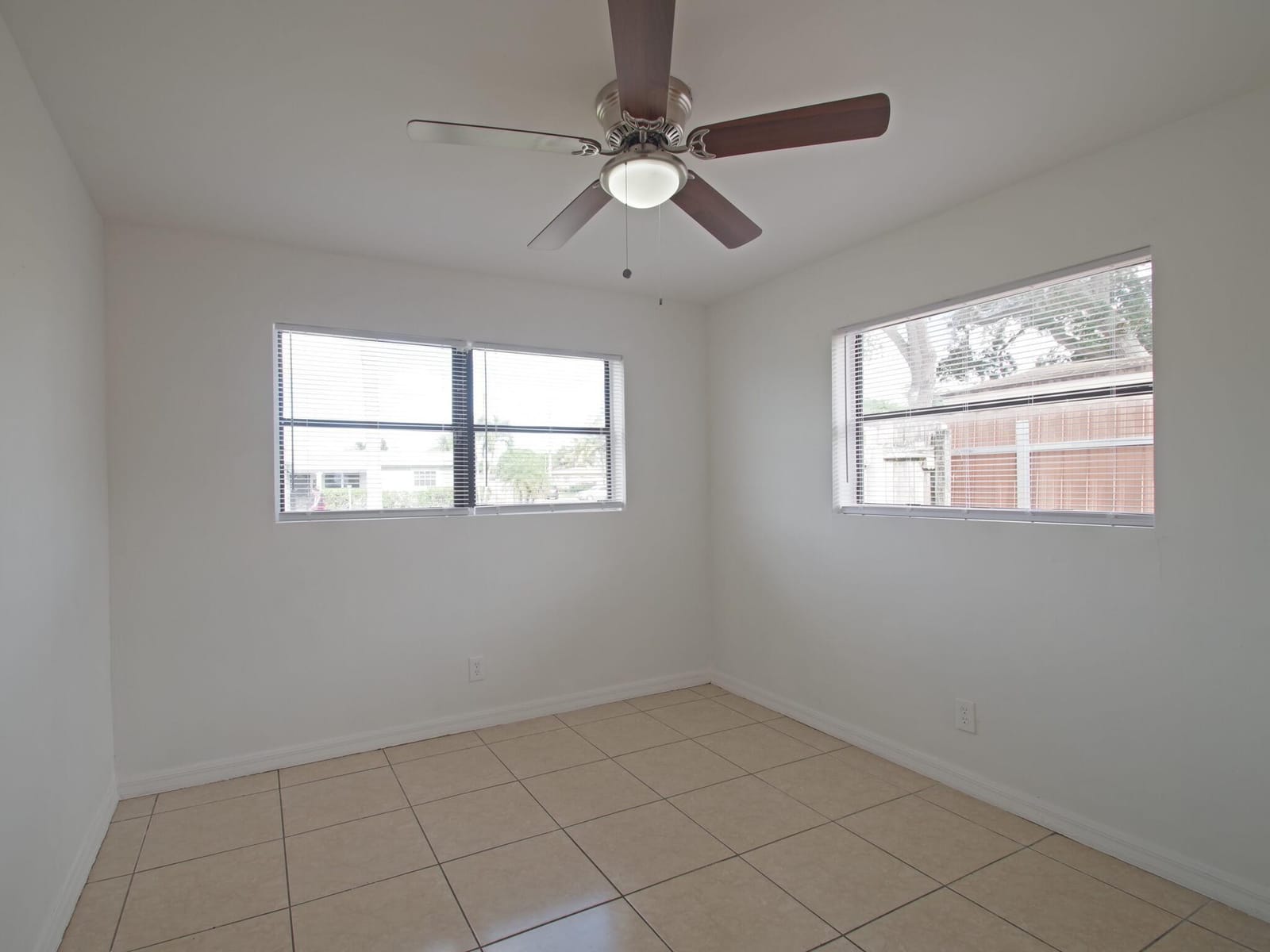 3611 NW 35th Avenue, Lauderdale Lakes, FL 33309 photo 22