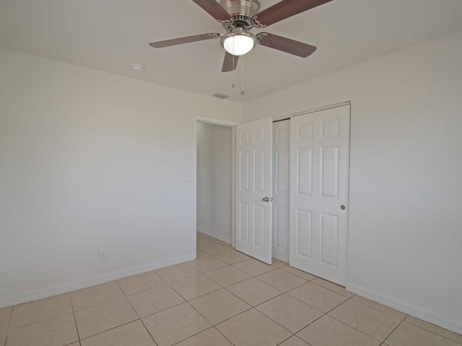 3611 NW 35th Avenue, Lauderdale Lakes, FL 33309 photo 23