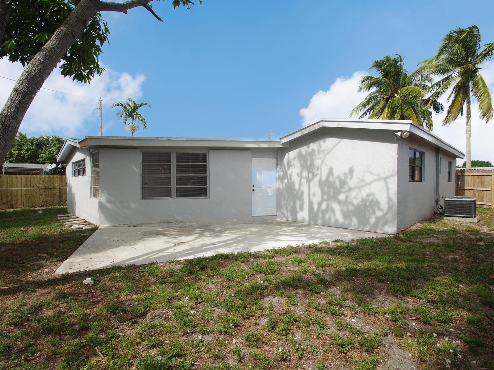 3611 NW 35th Avenue, Lauderdale Lakes, FL 33309 photo 27