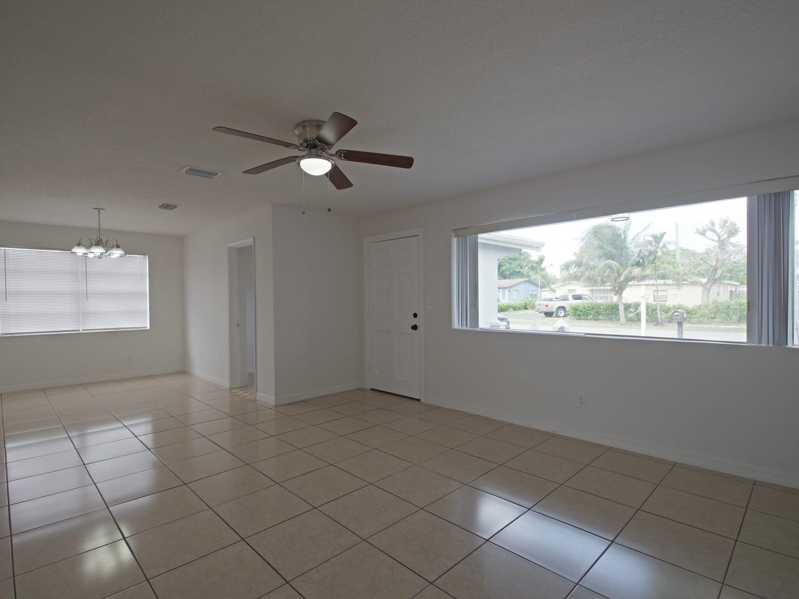 3611 NW 35th Avenue — photo 5