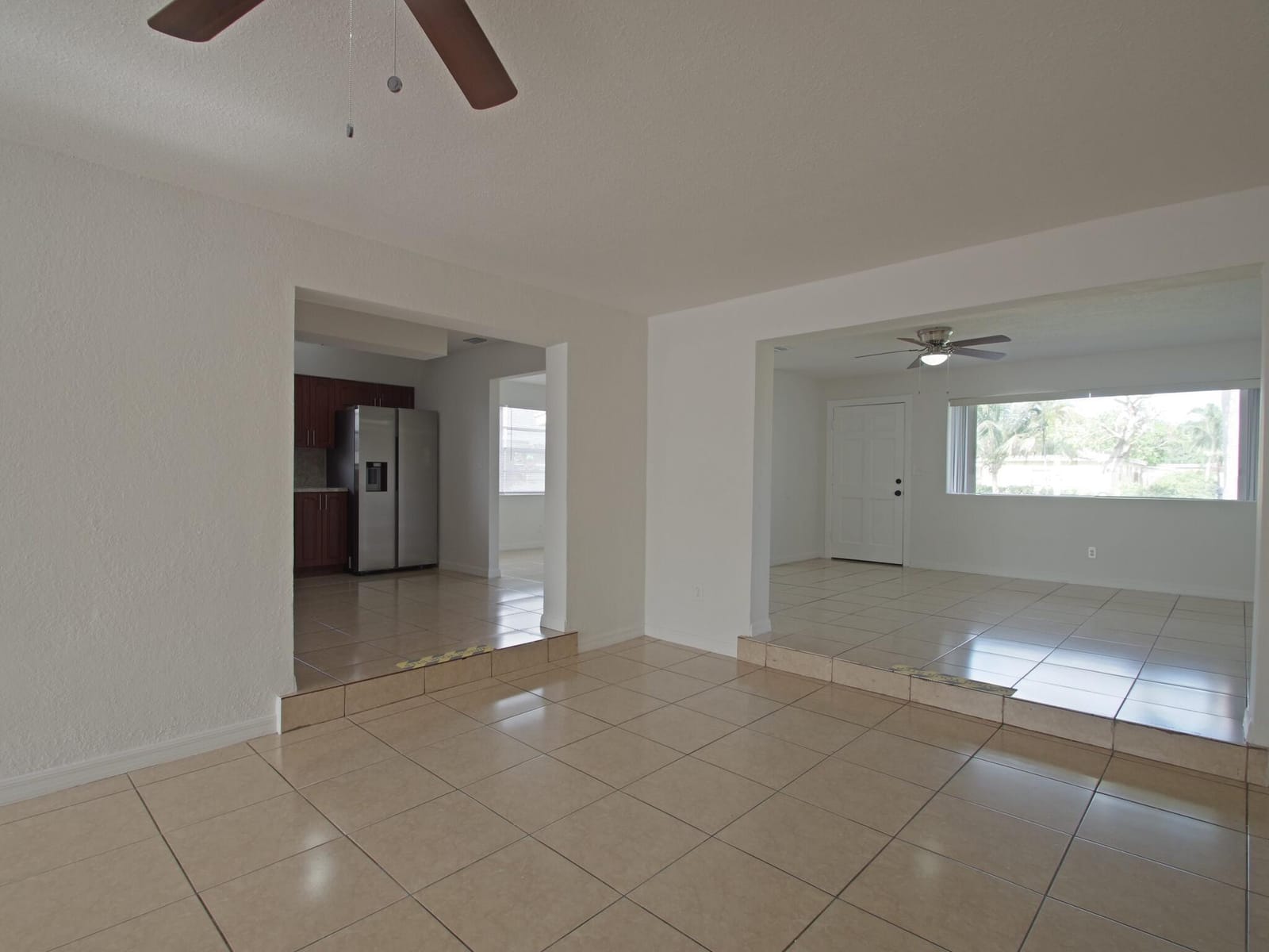 3611 NW 35th Avenue — photo 8
