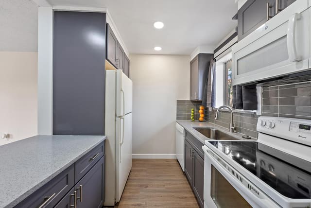 6120 NE Forest Hill Boulevard 103, sold in Forest Hill Gardens Condo, West Palm Beach, FL