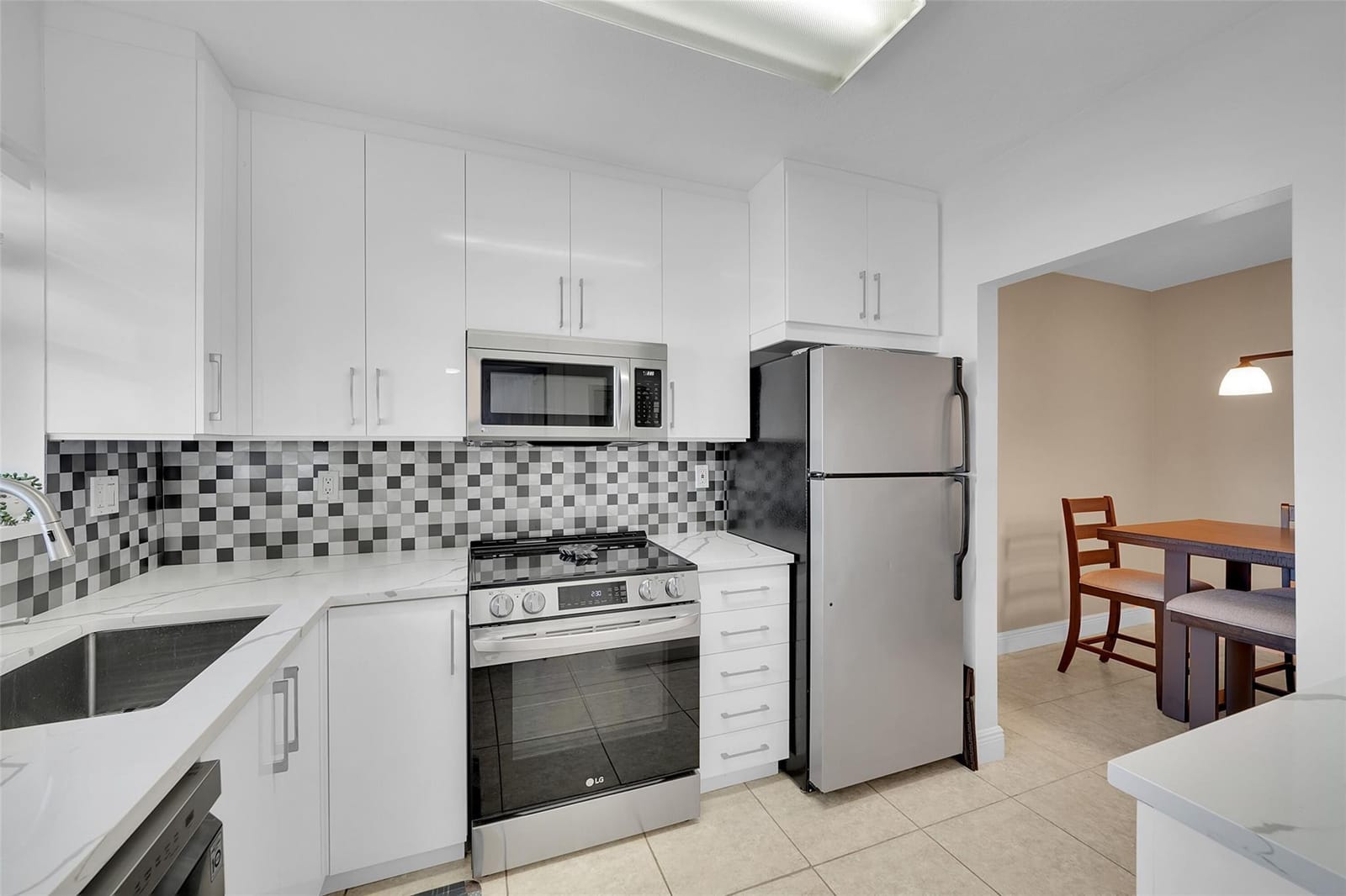 300 Golden Isles Drive 206, Hallandale Beach, FL 33009 photo 23