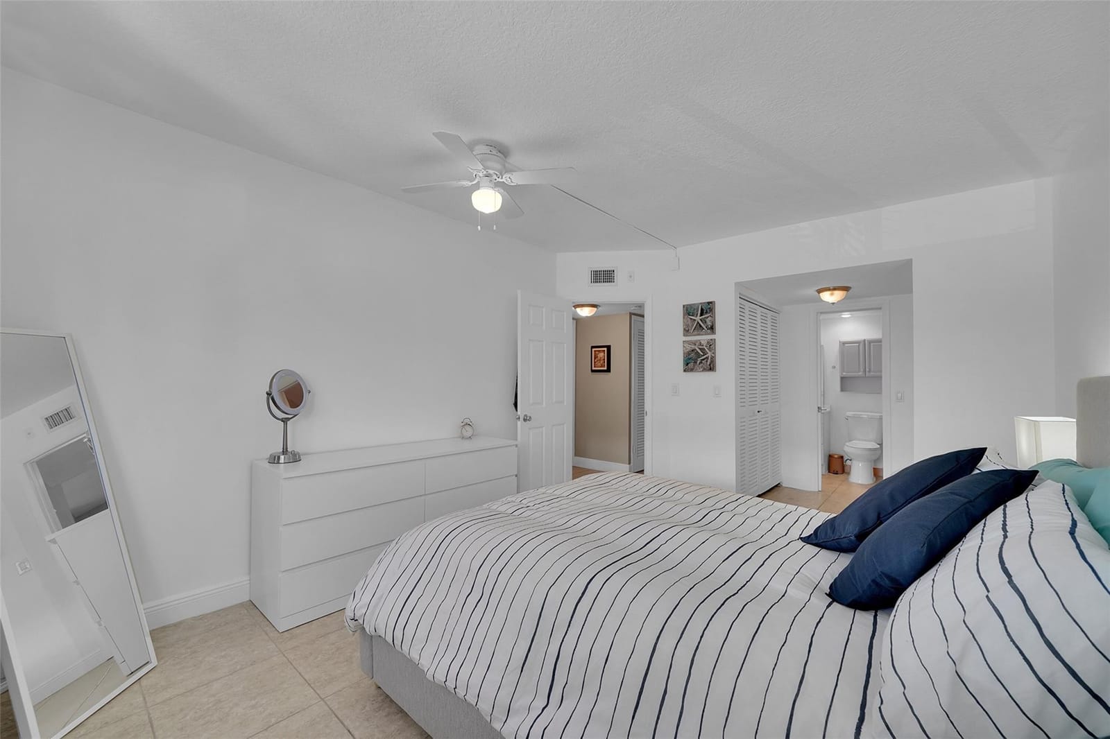 300 Golden Isles Drive 206, Hallandale Beach, FL 33009 photo 30