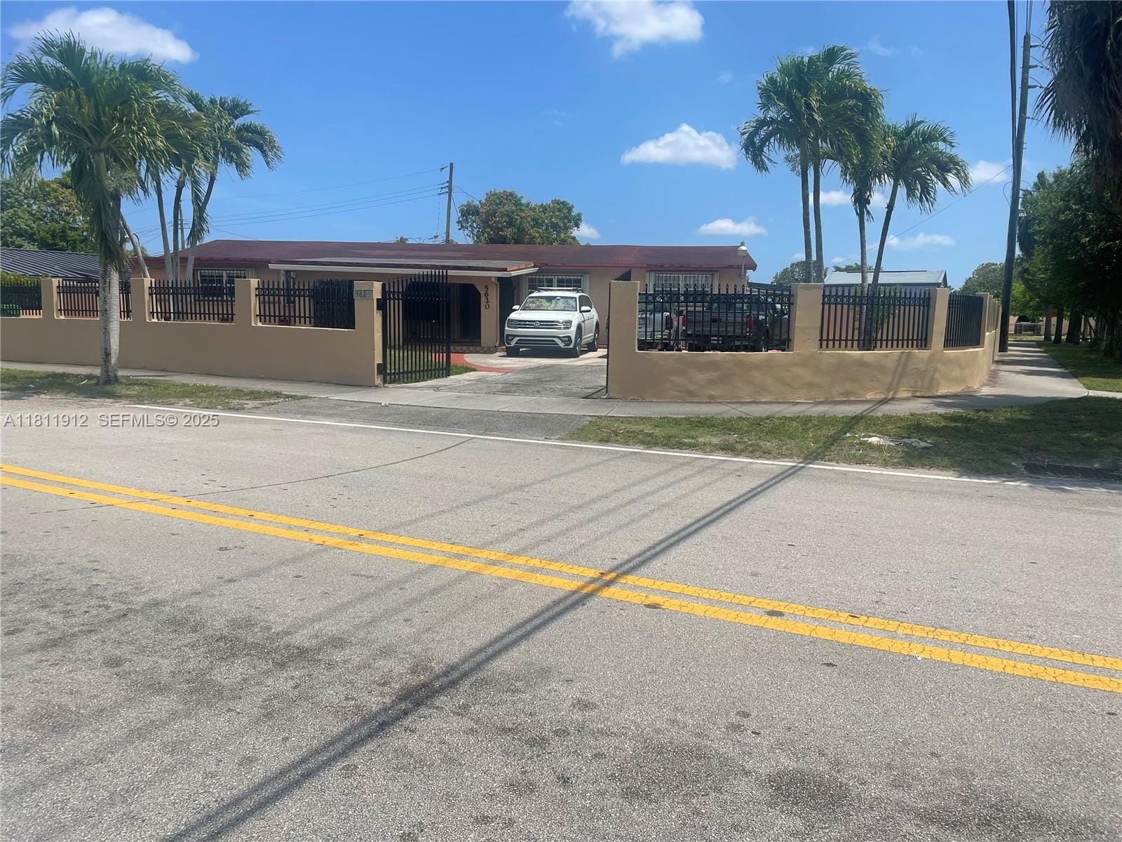 5620 NW 176th Street, Miami Gardens, FL 33055