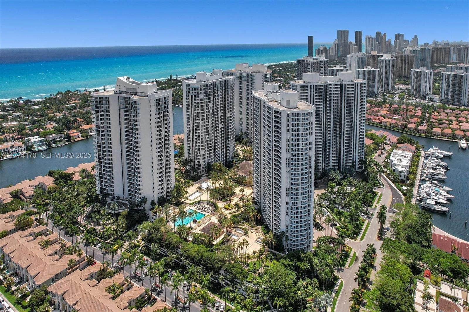 21150 Point Place 1702, Aventura, FL 33180 photo 2