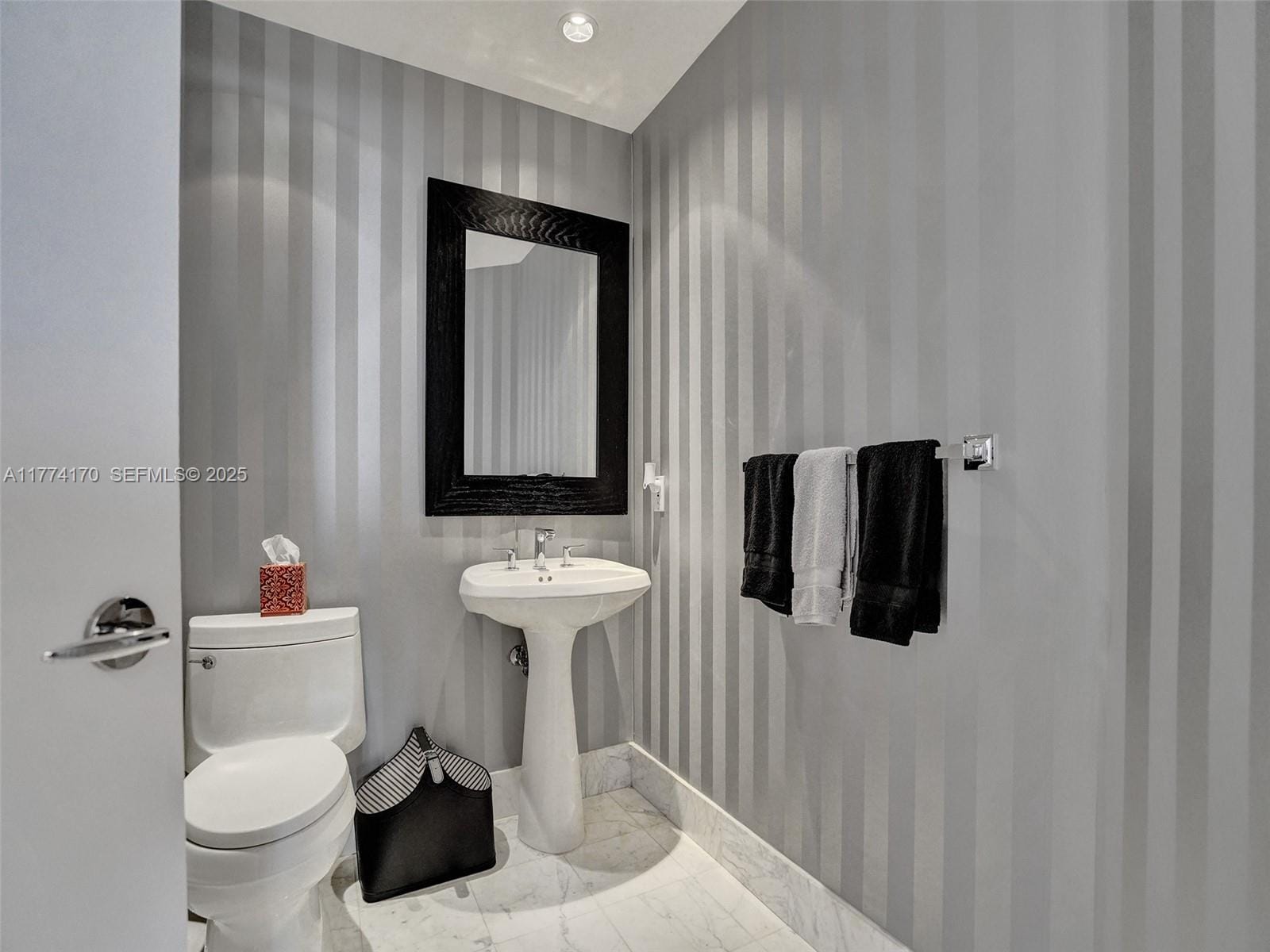 21150 Point Place 1702, Aventura, FL 33180 photo 20
