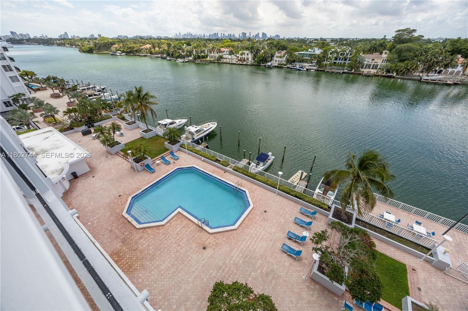 5700 Collins Avenue 7G, Miami Beach, FL 33140 photo 28
