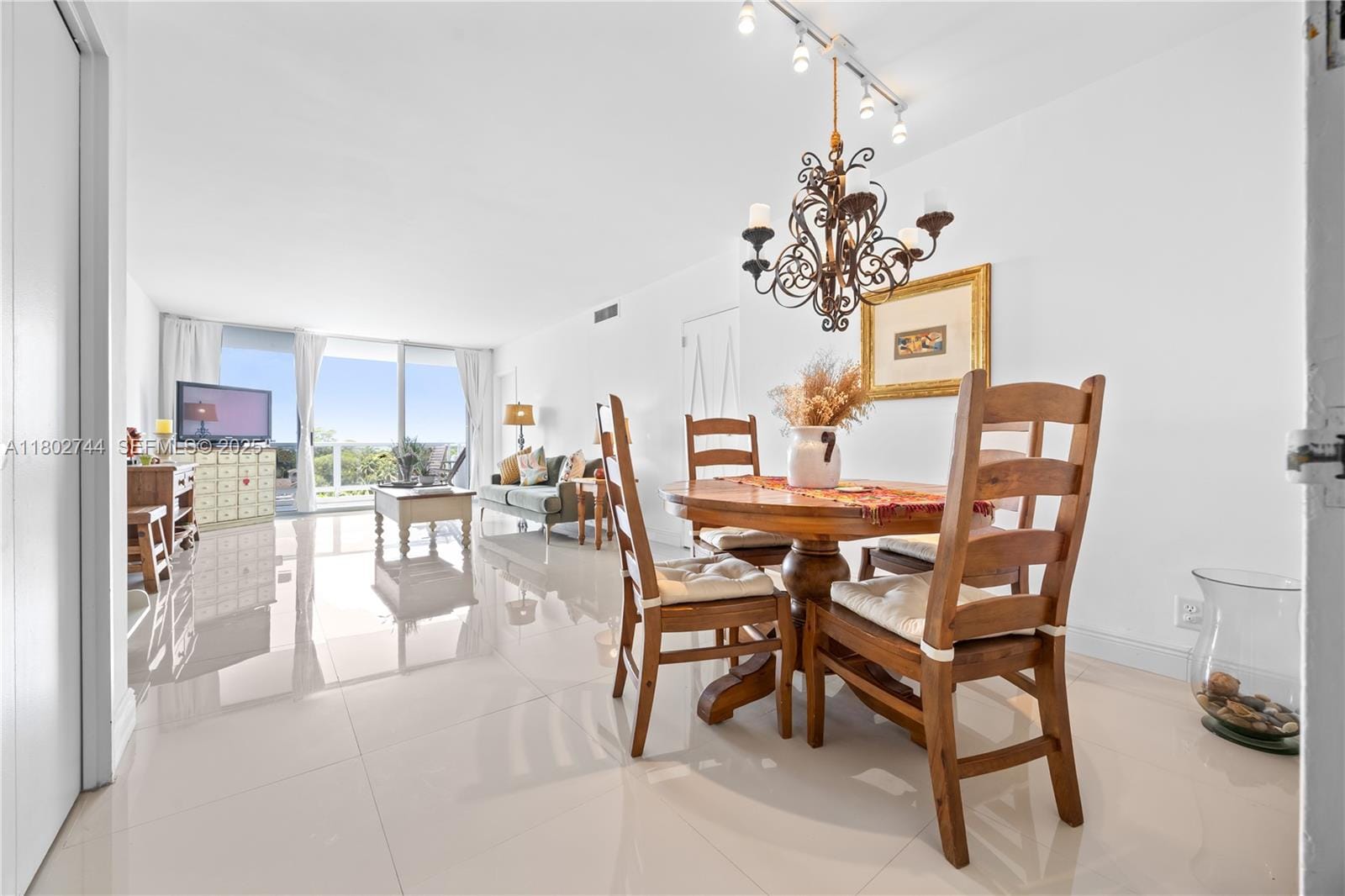 5700 Collins Avenue 7G, Miami Beach, FL 33140 photo 5