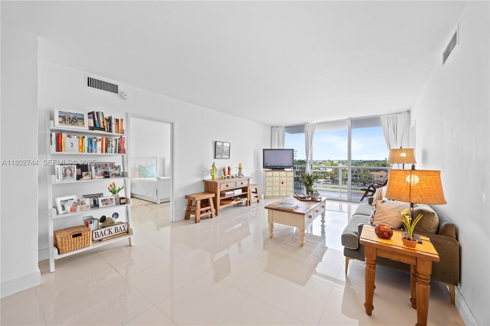 5700 Collins Avenue 7G, Miami Beach, FL 33140 photo 6