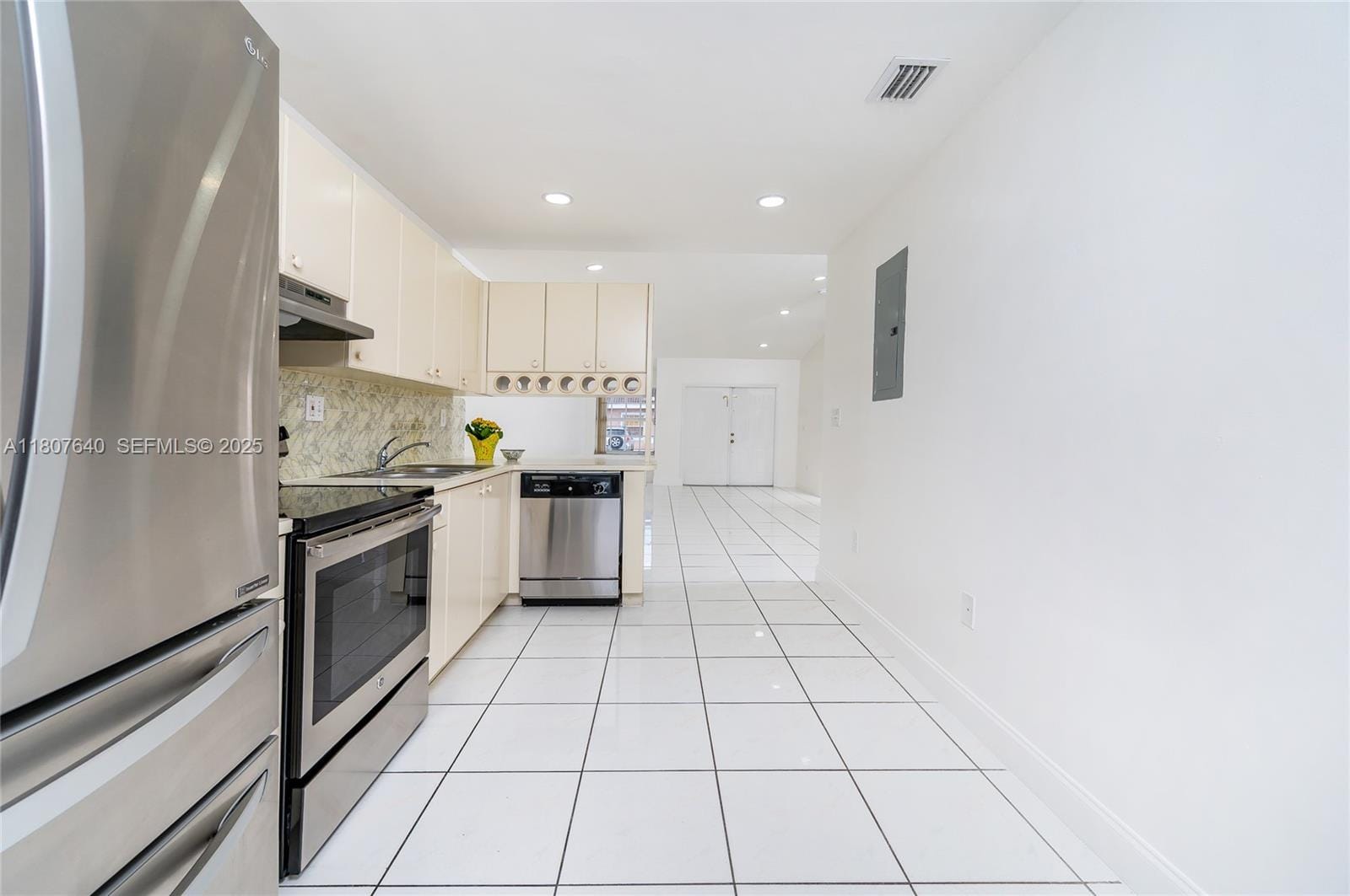 9021 NW 121st Terrace 85, Hialeah Gardens, FL 33018 photo 20