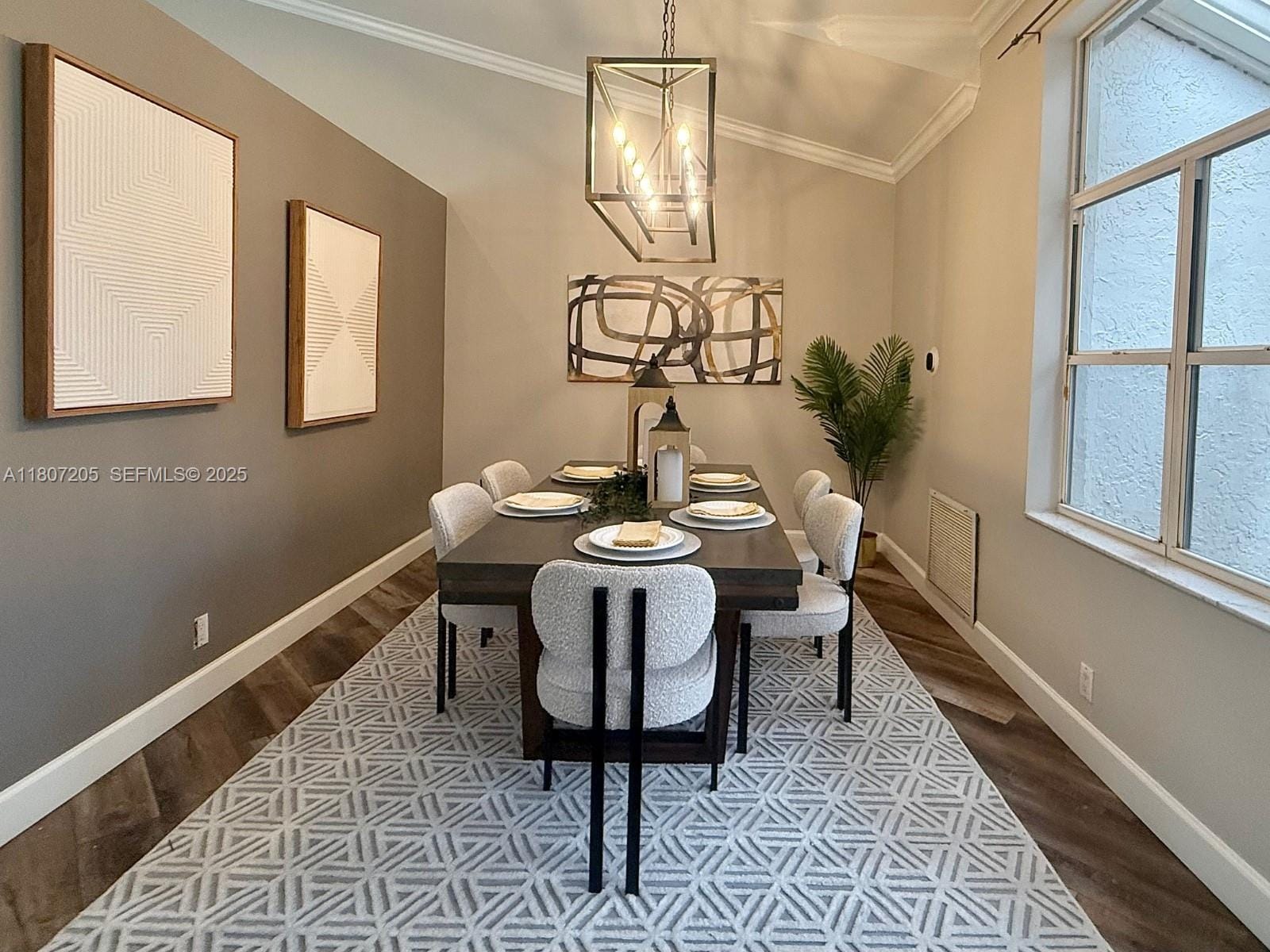 1589 Eastlake Way — photo 7
