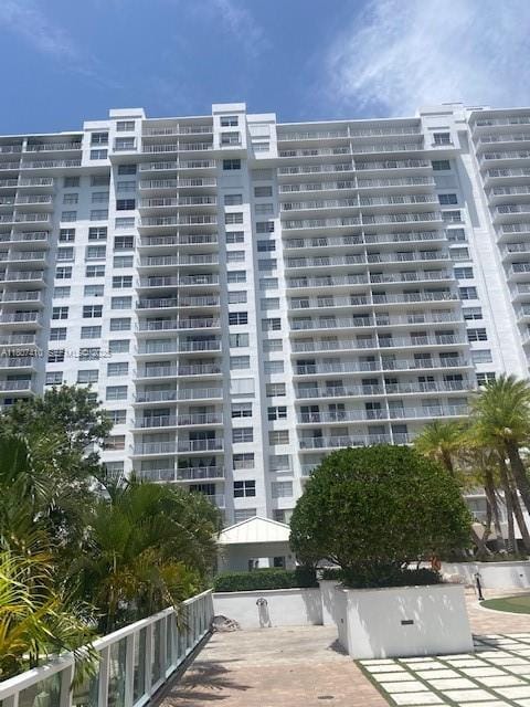 2801 NE 183rd Street 1011W, Aventura, FL 33160